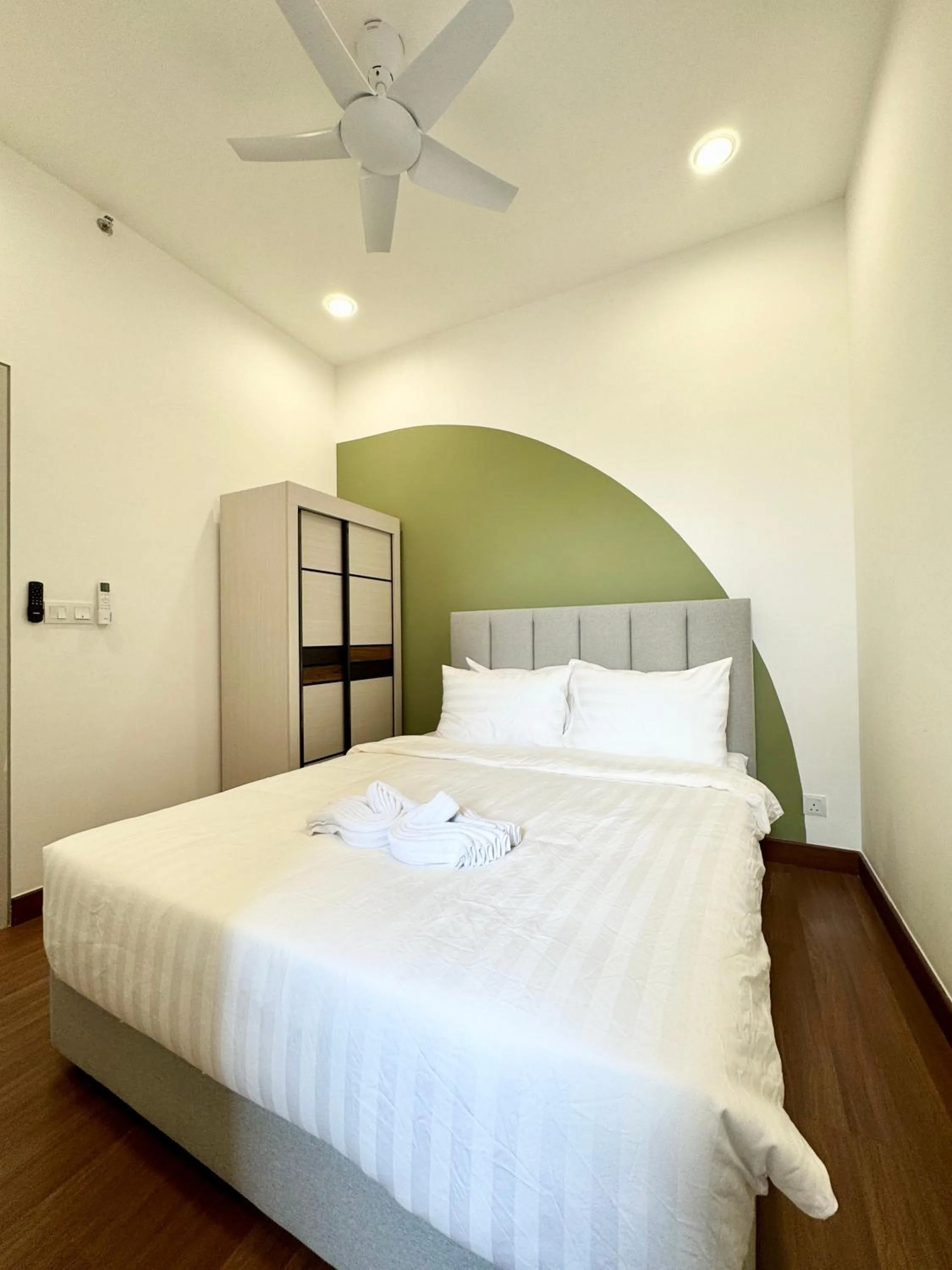 Bed in Sunsuria Forum SOHO & Residence Suites Setia Alam by MOKA