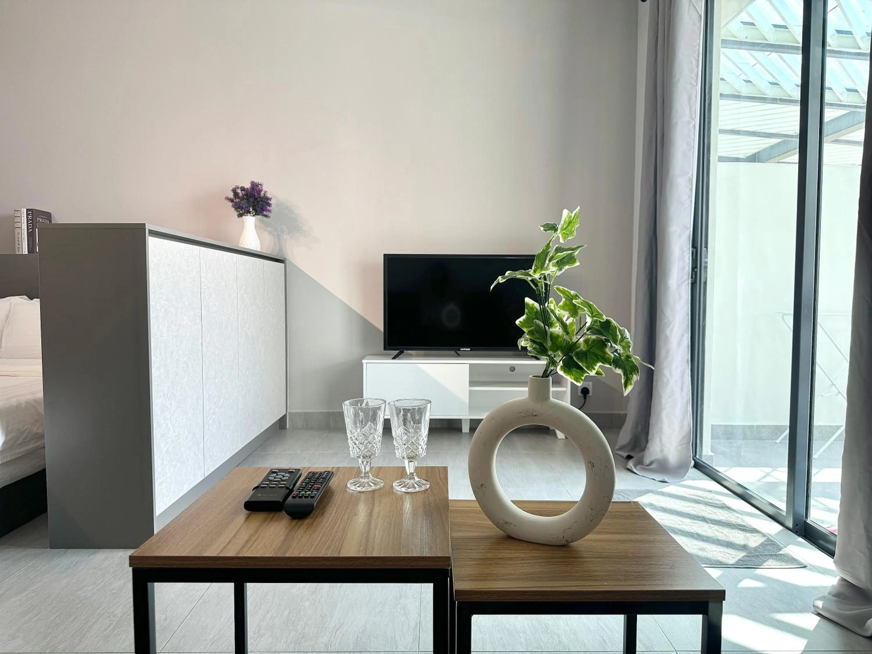 TV and multimedia in Sunsuria Forum SOHO & Residence Suites Setia Alam by MOKA