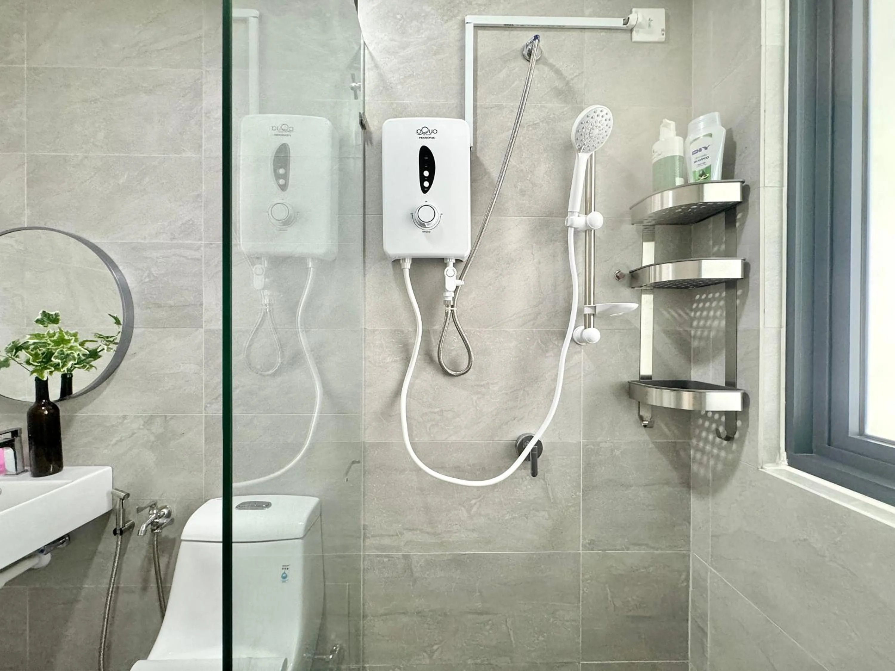 Shower in Sunsuria Forum SOHO & Residence Suites Setia Alam by MOKA