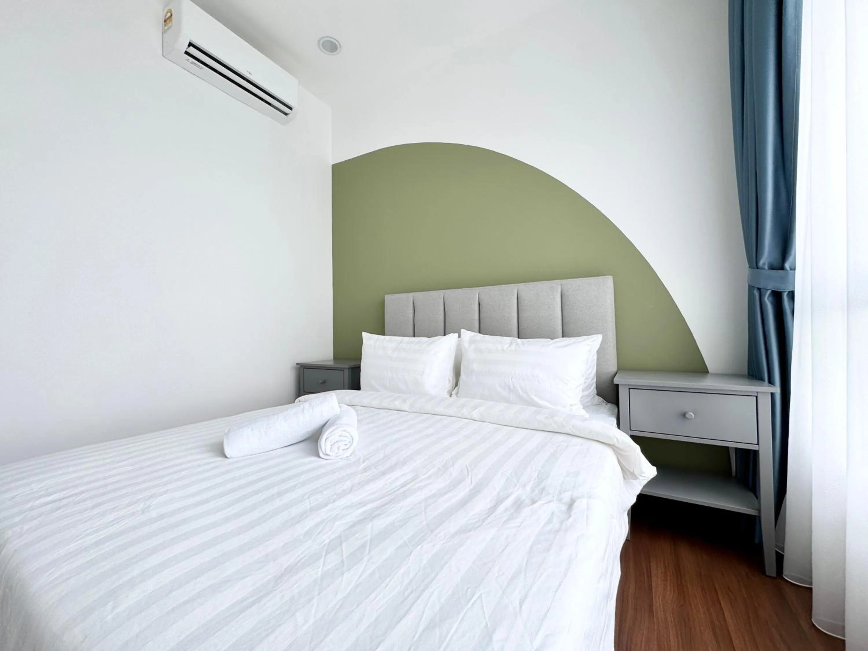 Bed in Sunsuria Forum SOHO & Residence Suites Setia Alam by MOKA