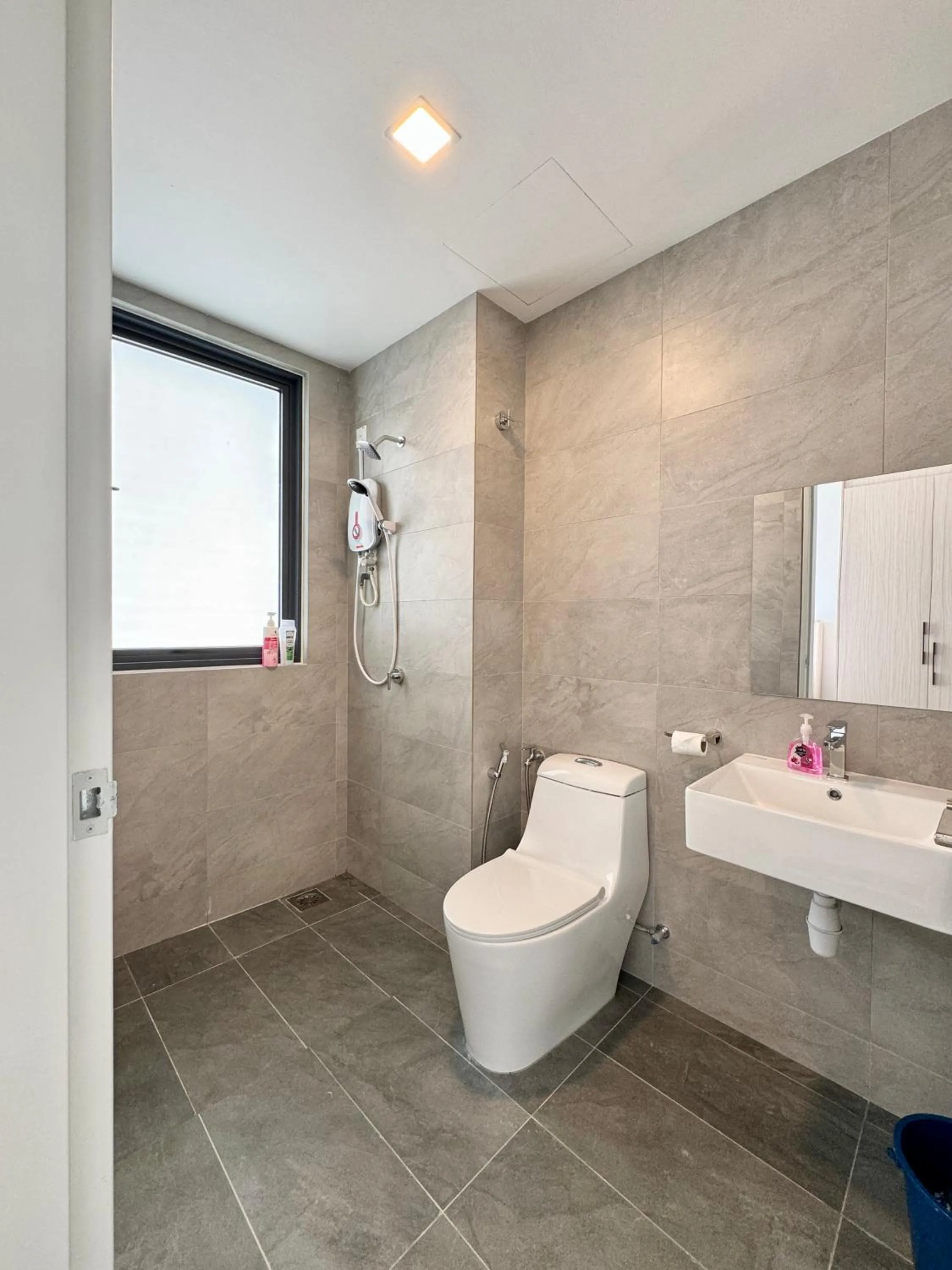 Shower in Sunsuria Forum SOHO & Residence Suites Setia Alam by MOKA