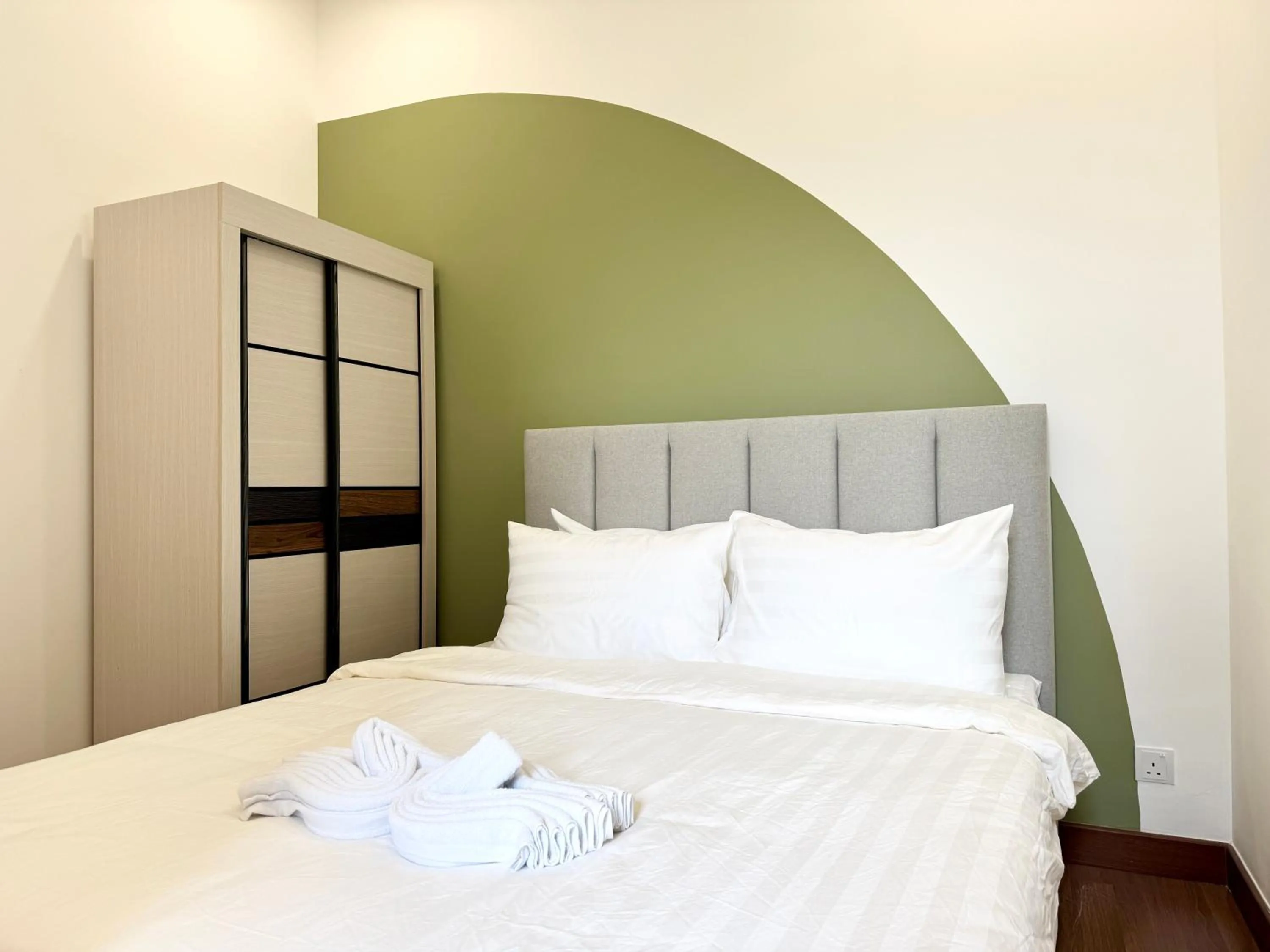 Bed in Sunsuria Forum SOHO & Residence Suites Setia Alam by MOKA