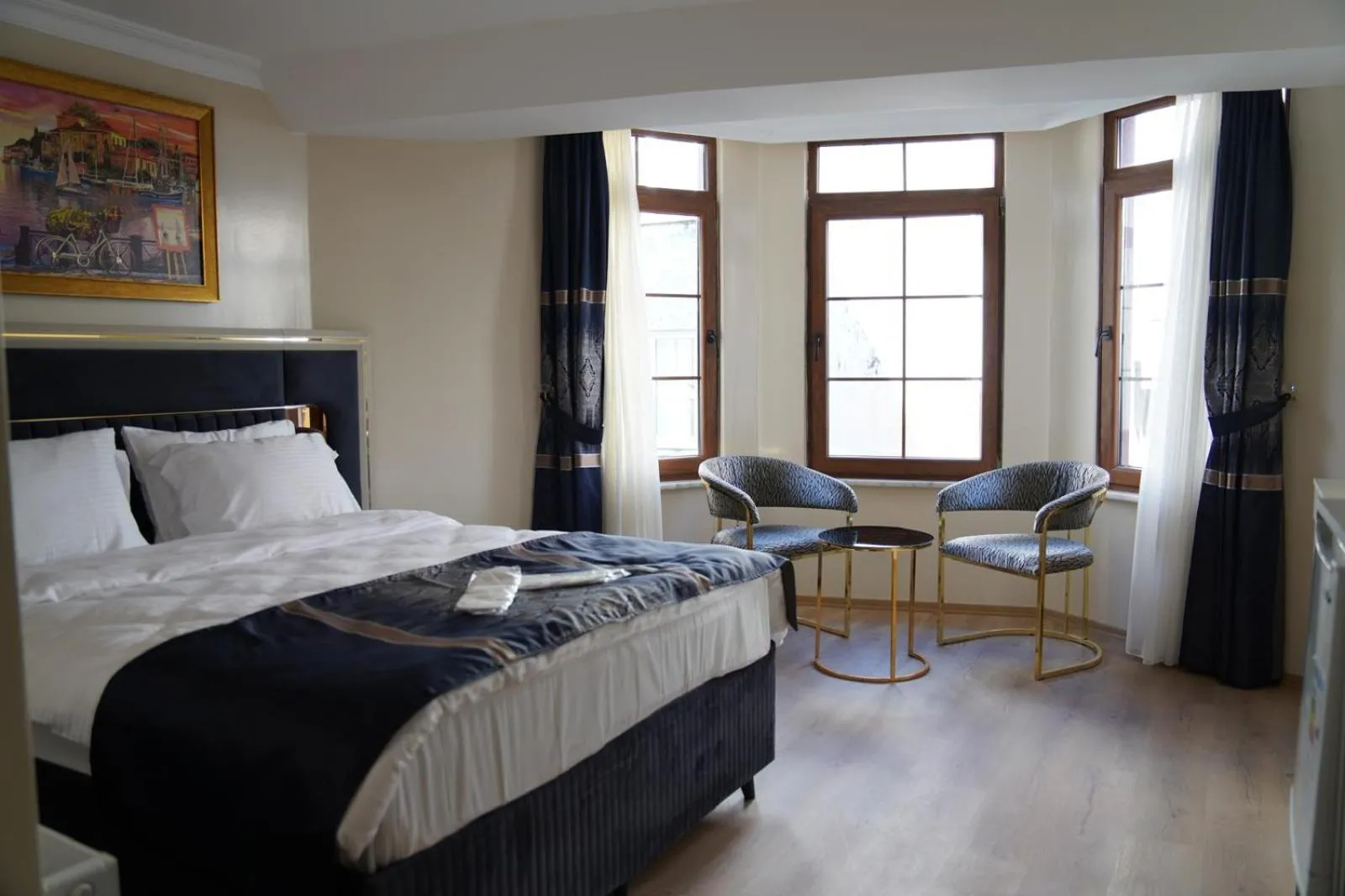 Budget Double Room in New Hotel Harbiye