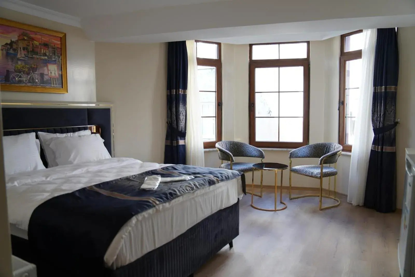 Budget Double Room in New Hotel Harbiye Budget Double Room in New Hotel Harbiye