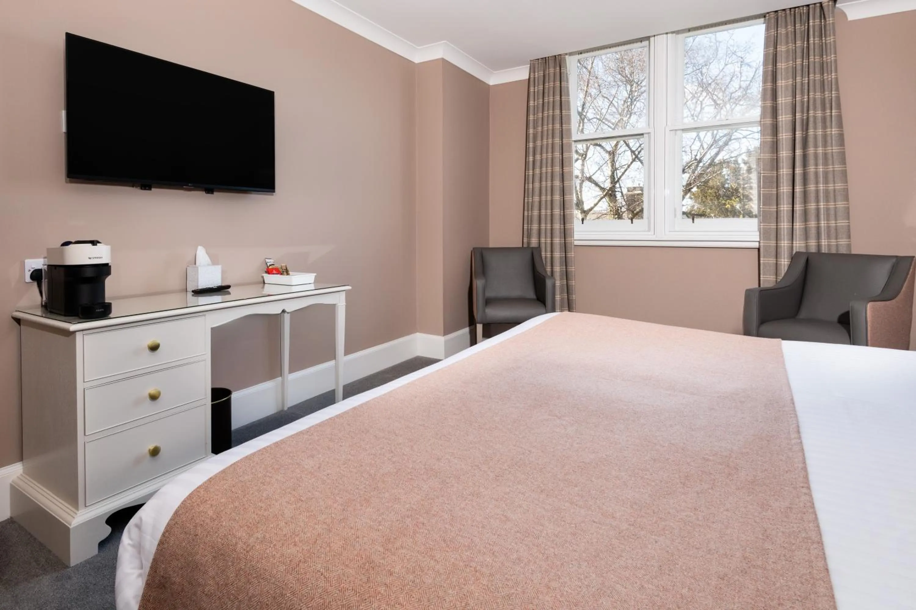 Bedroom, Bed in Sunbank House Metro Hotel