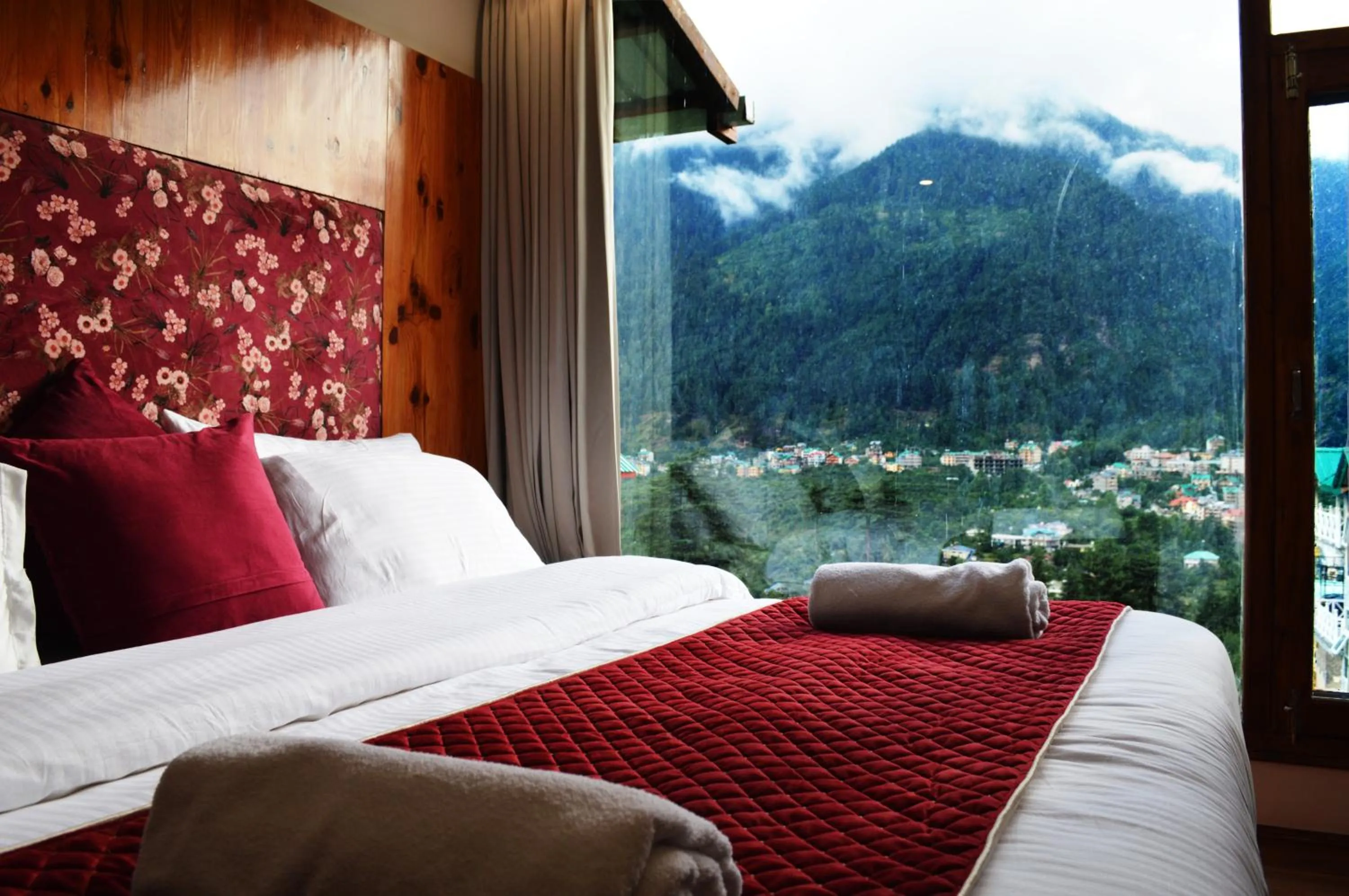 Bed in Sharanam by Sheosante