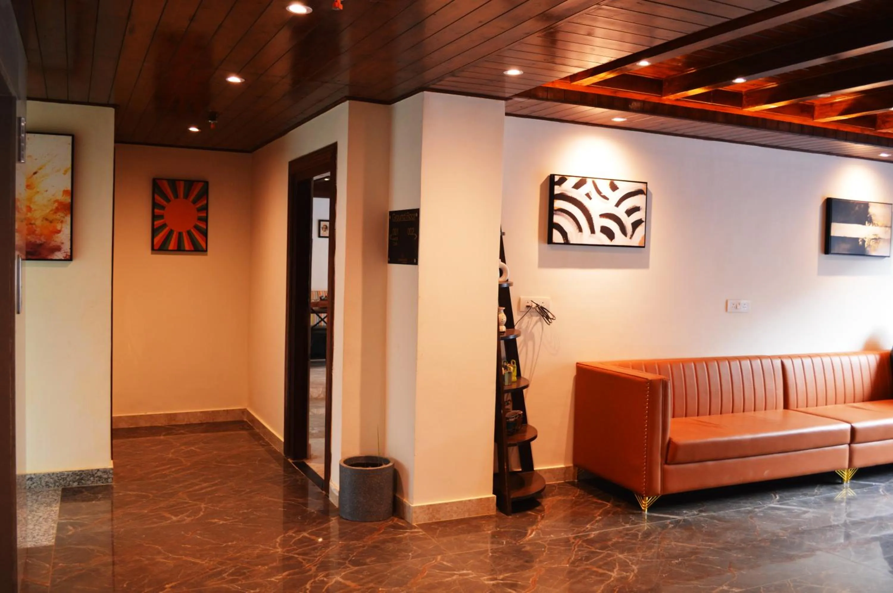 Lobby or reception in Sharanam by Sheosante