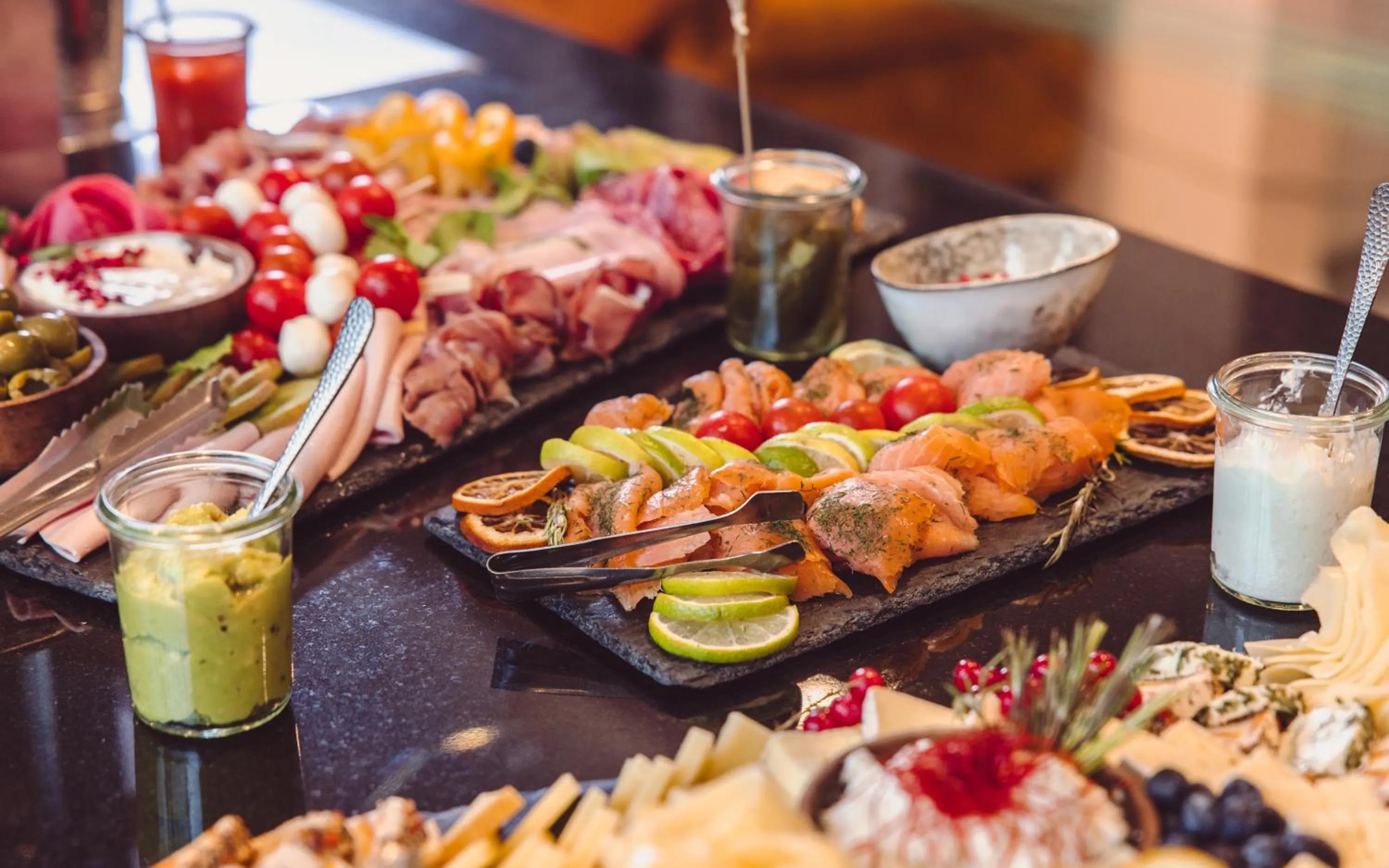 Buffet breakfast in Hotel am Rathaus