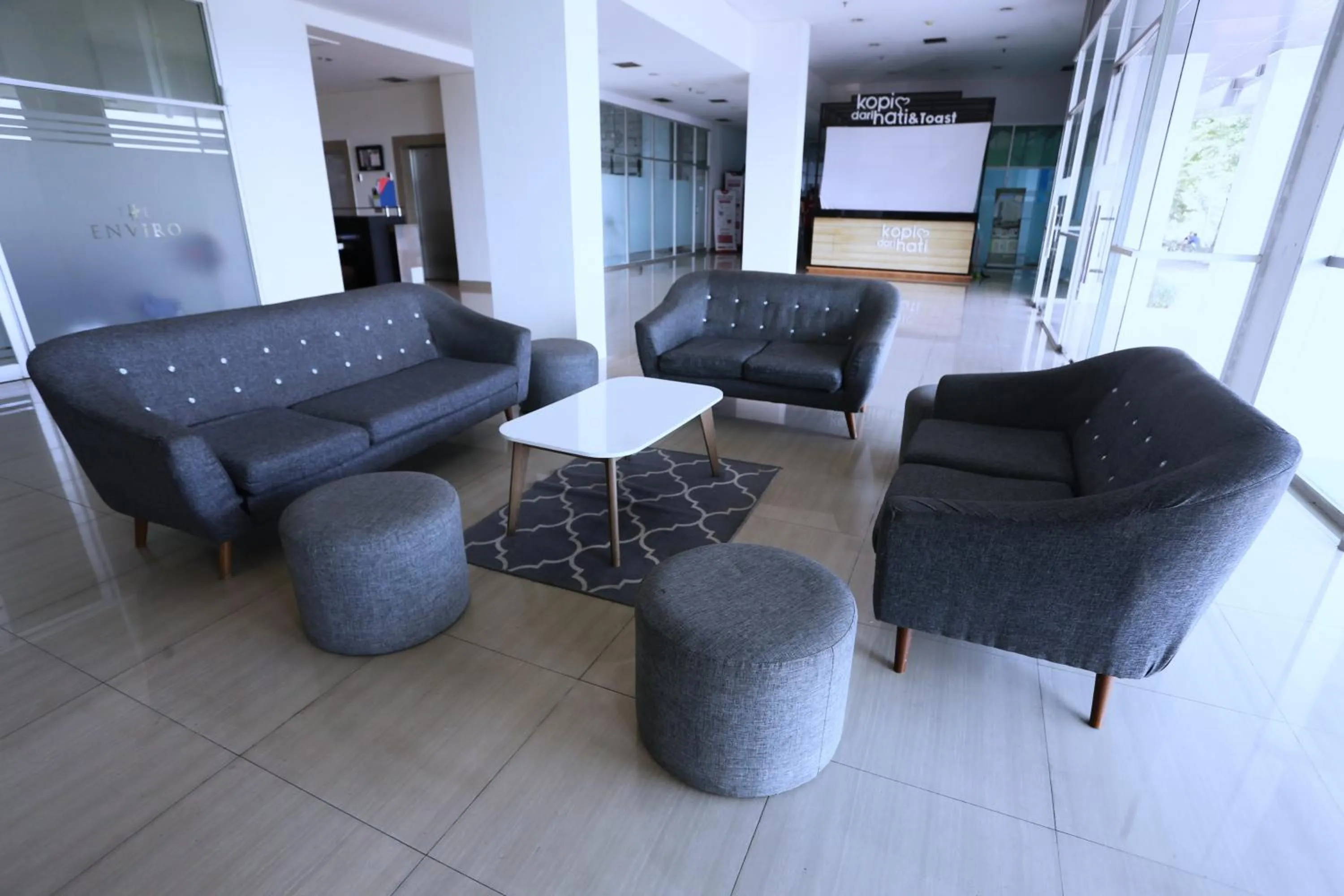 Seating area in Nusantara Enviro By Reccoma