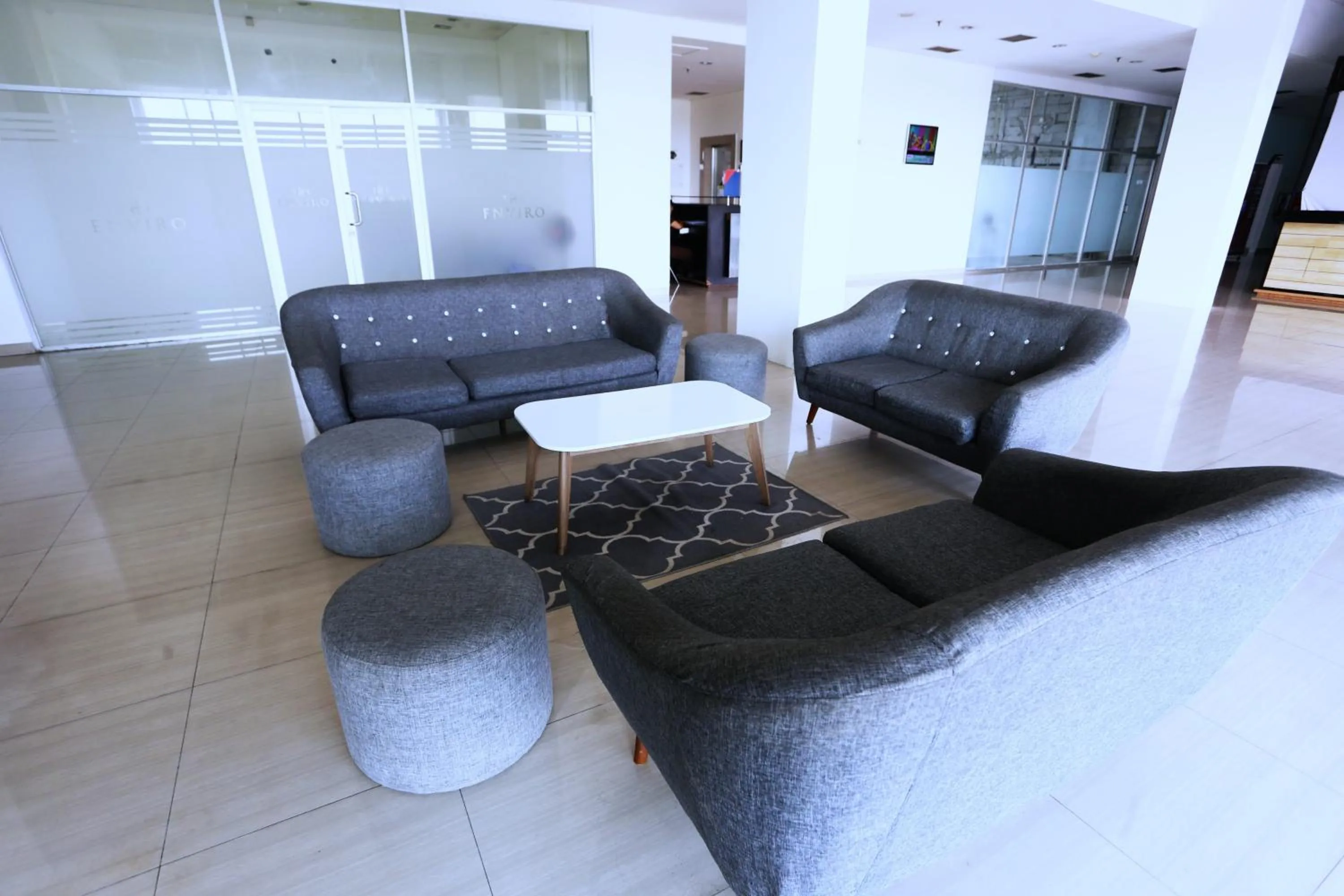 Seating area in Nusantara Enviro By Reccoma