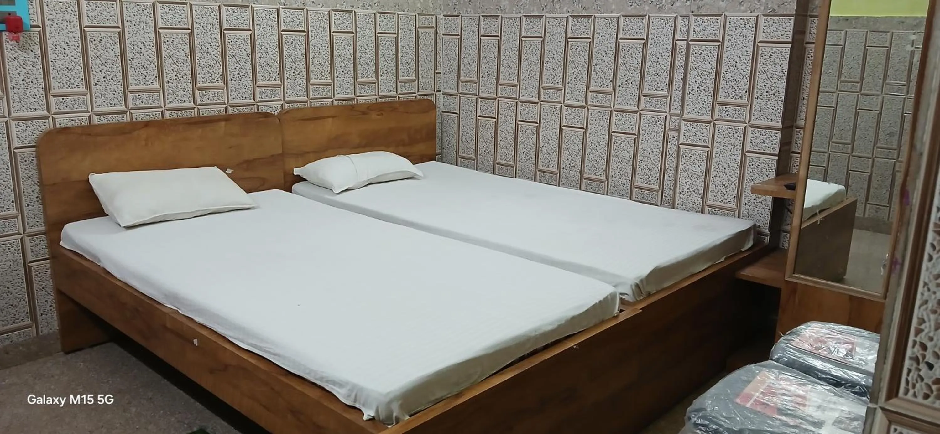Bed in Hotel Bhagwat Palace