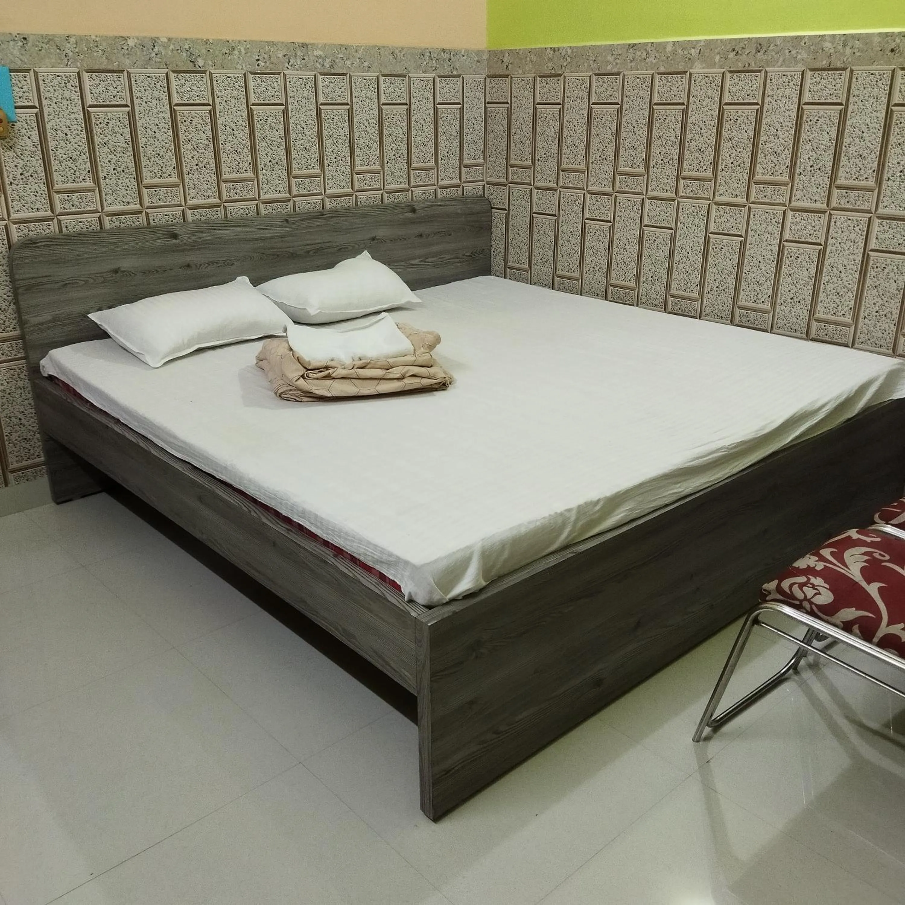 Bed in Hotel Bhagwat Palace