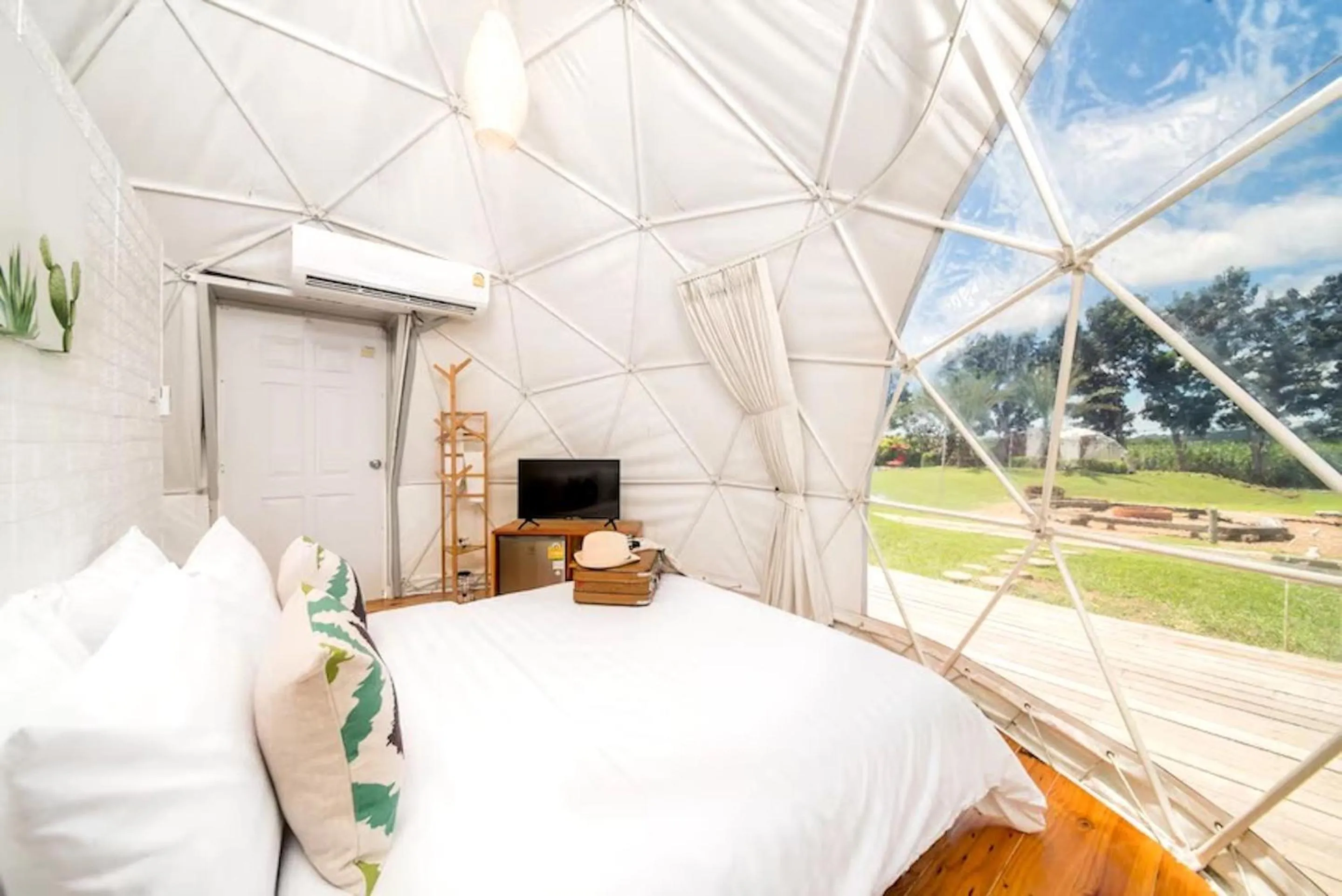 Bed in The Campster Kanchanaburi