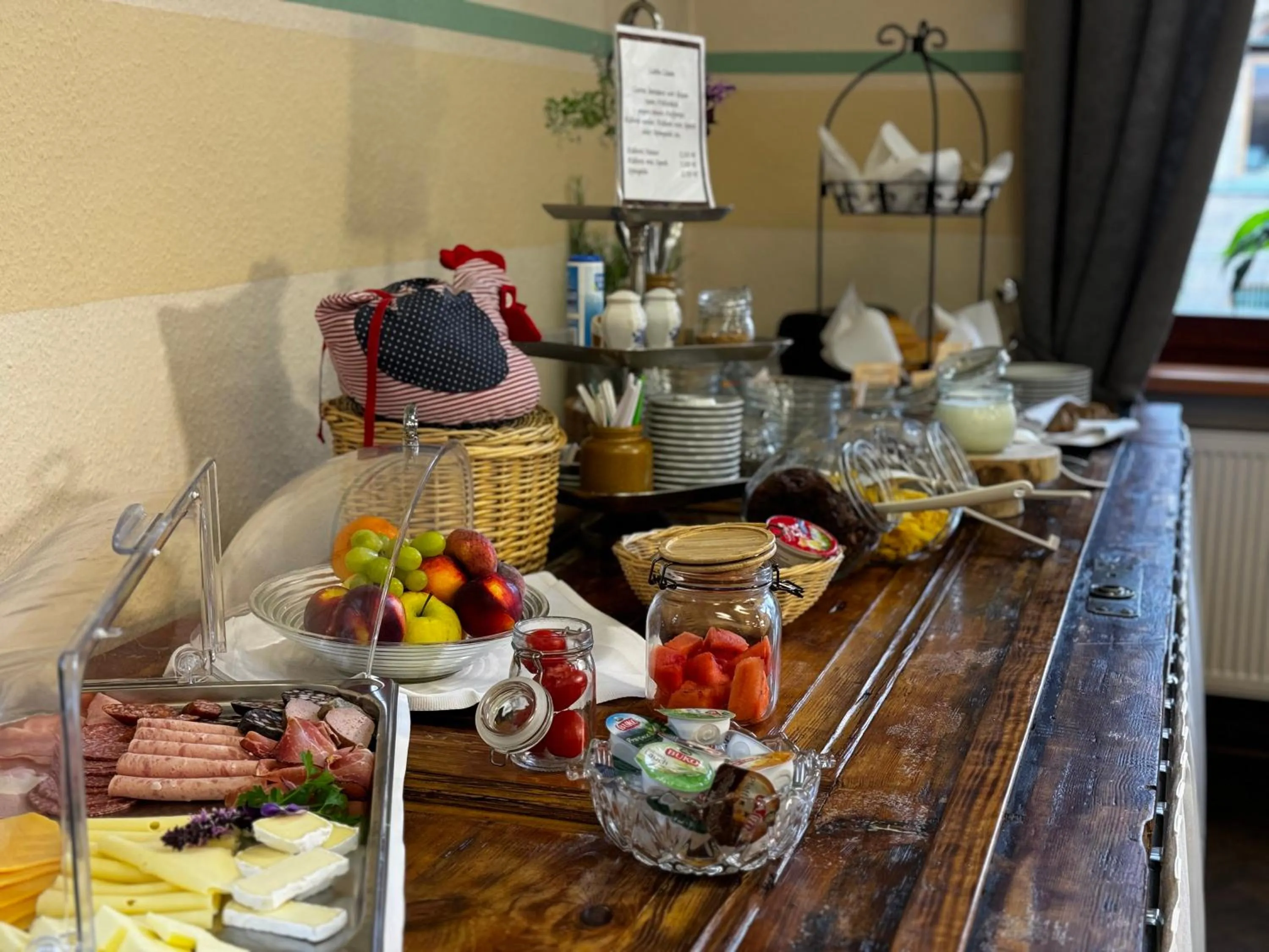 Breakfast in Logis Hotel Stadt Neustadt
