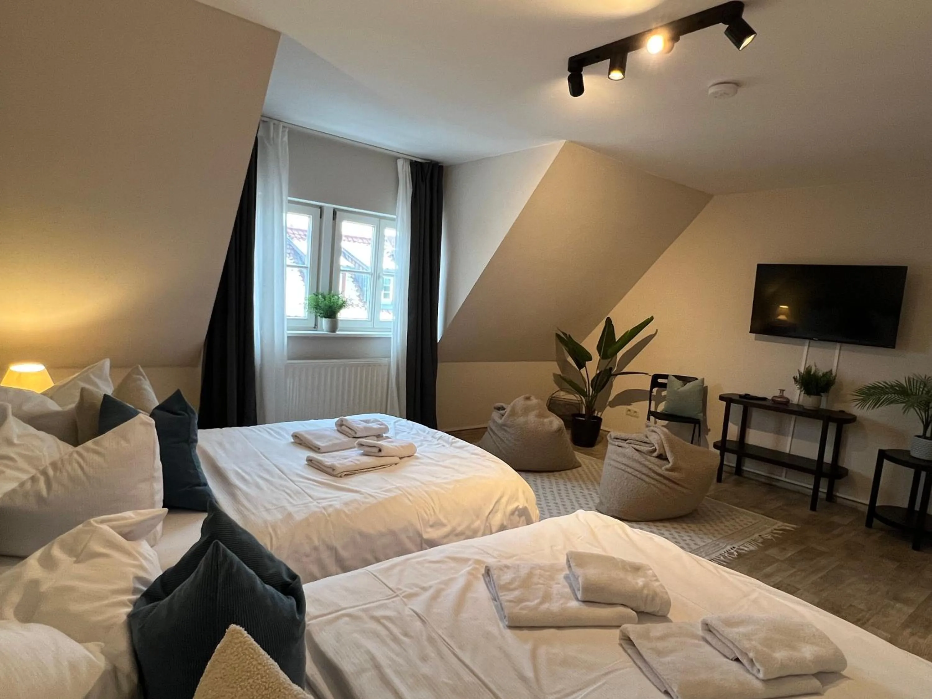 Bed in gina stay - Apartmenthaus im Zentrum von Quedlinburg