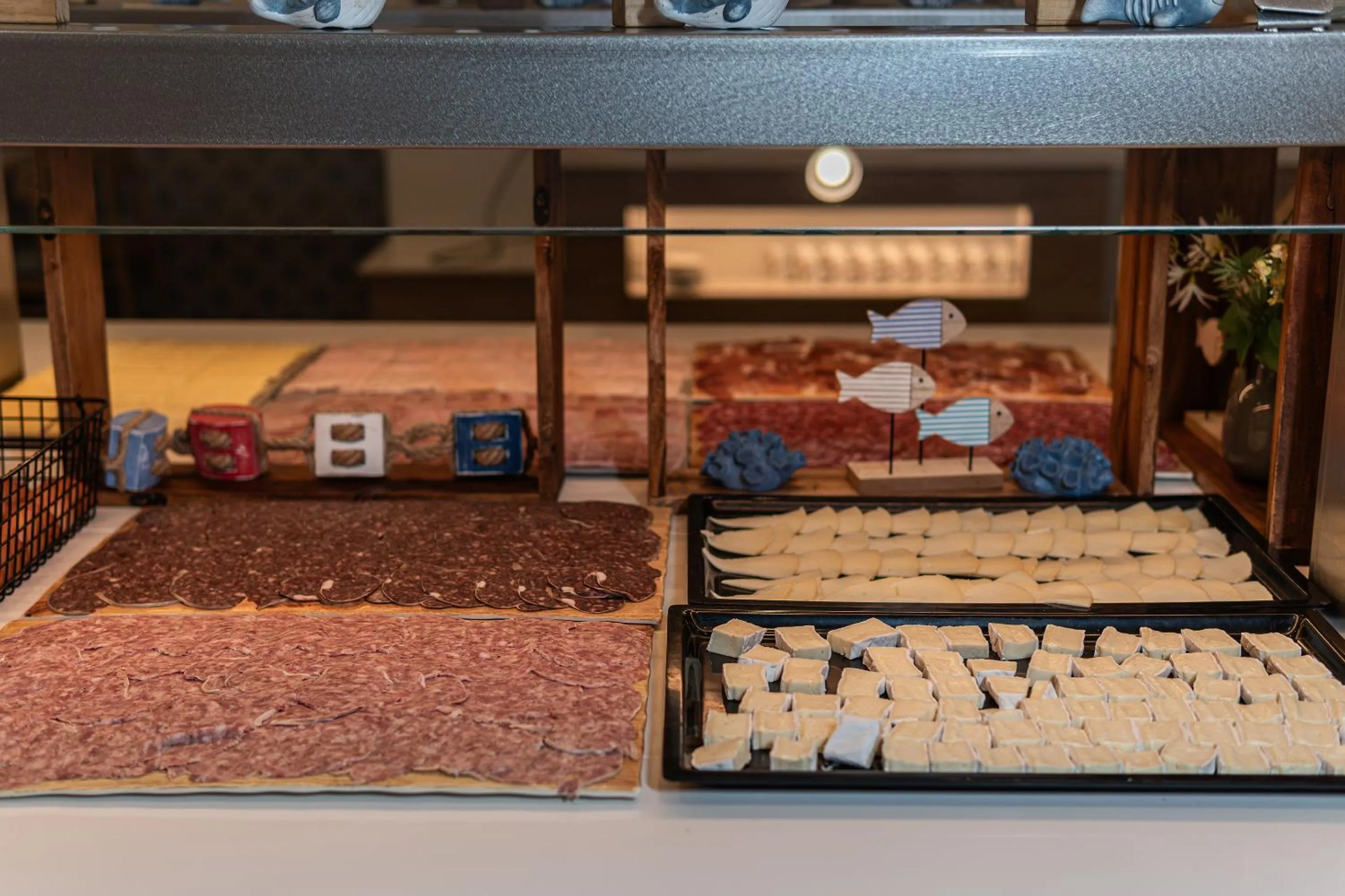 Restaurant/places to eat in Hotel Don Juan Tossa