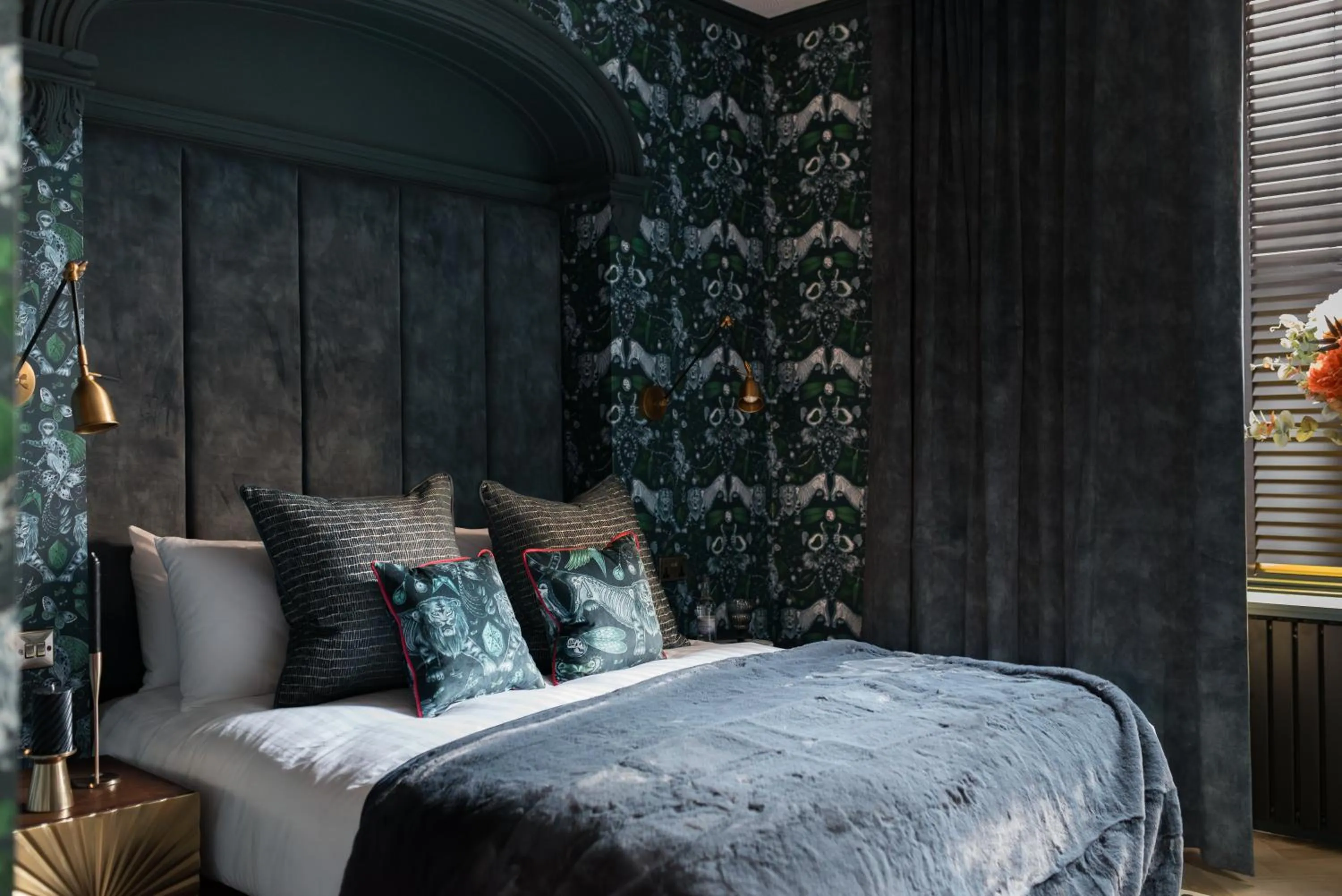 Bedroom, Bed in Secret Suites