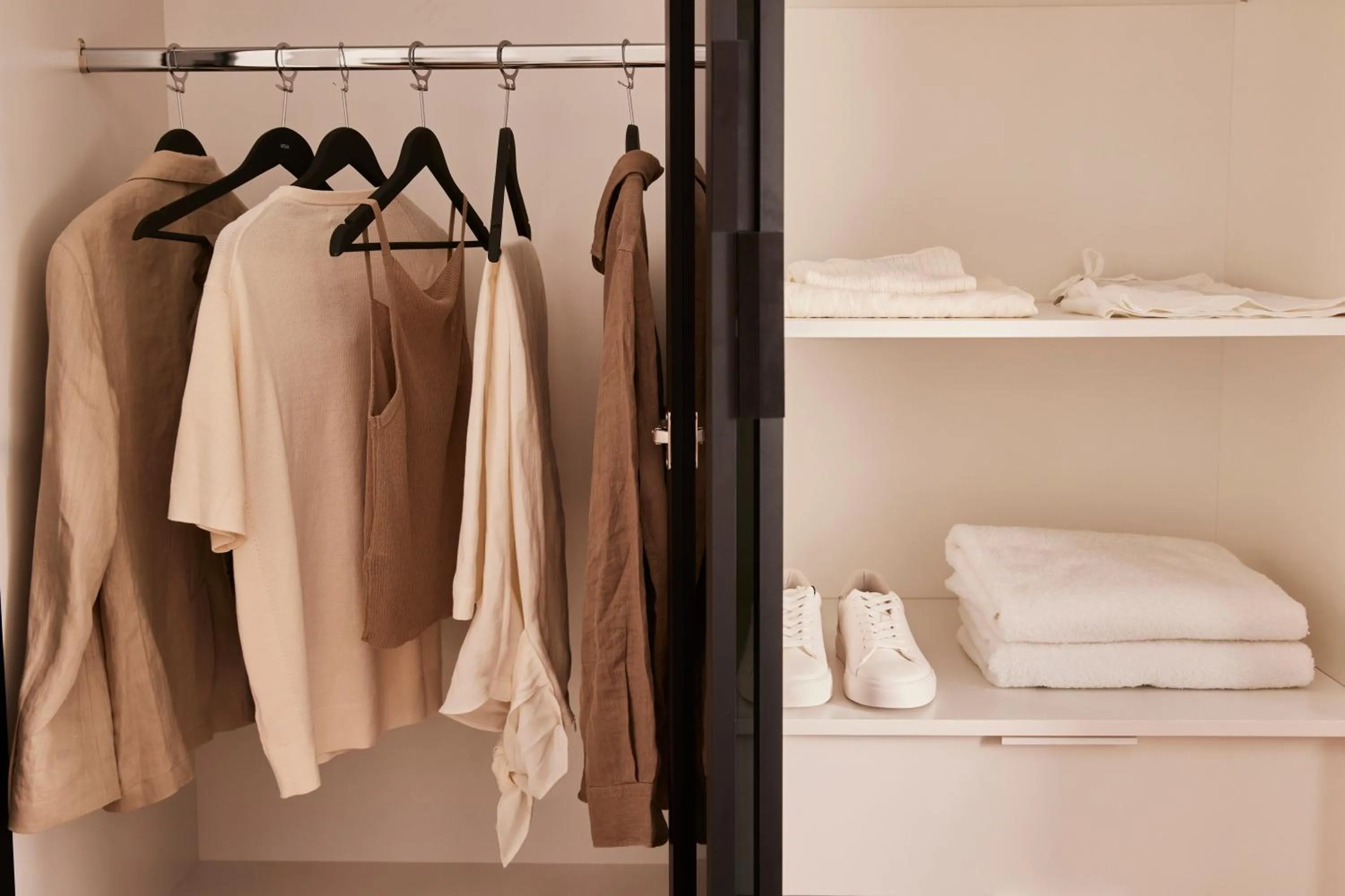 wardrobe in White City Limassol