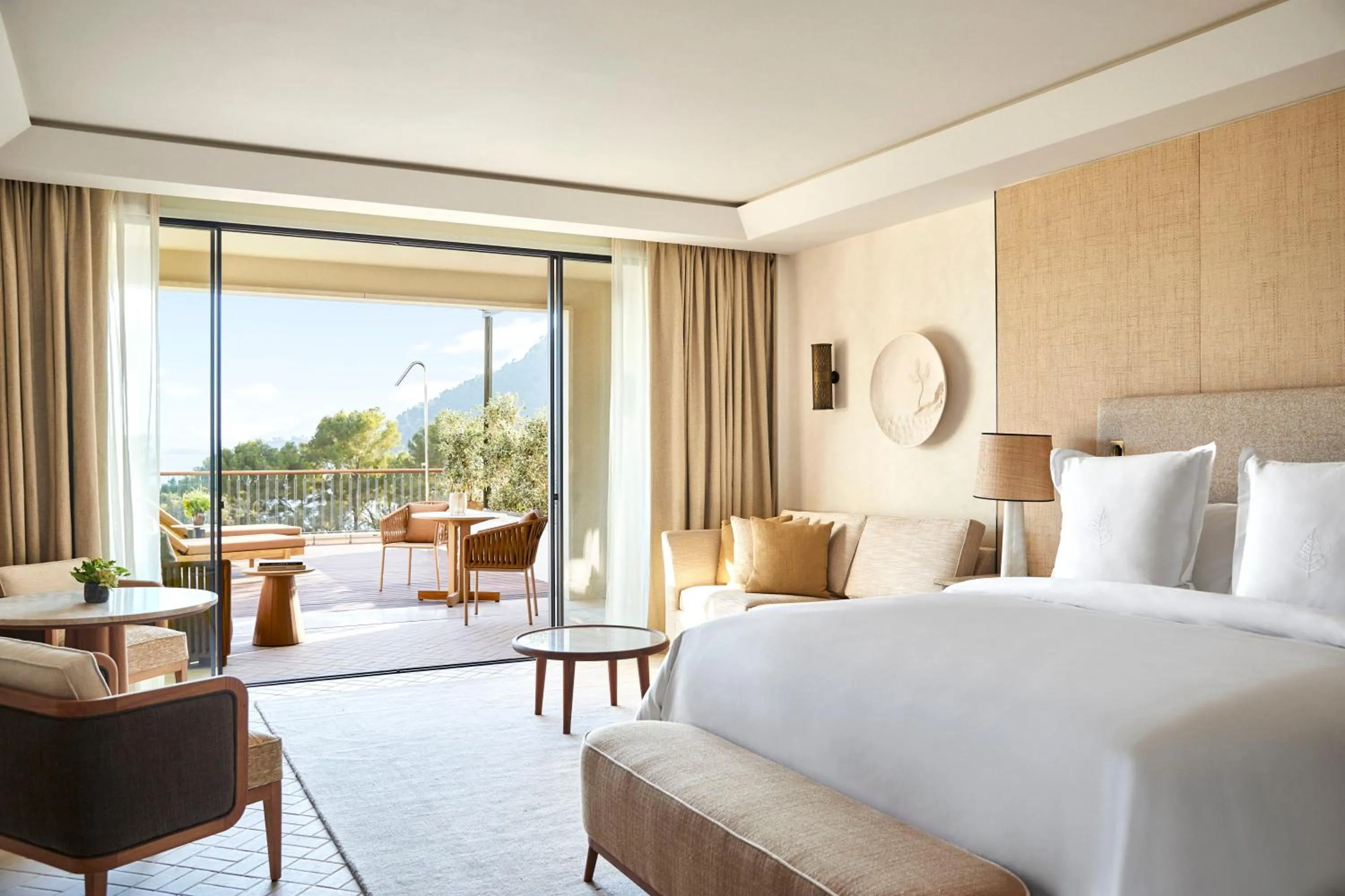 Bed in Four Seasons Resort Mallorca at Formentor