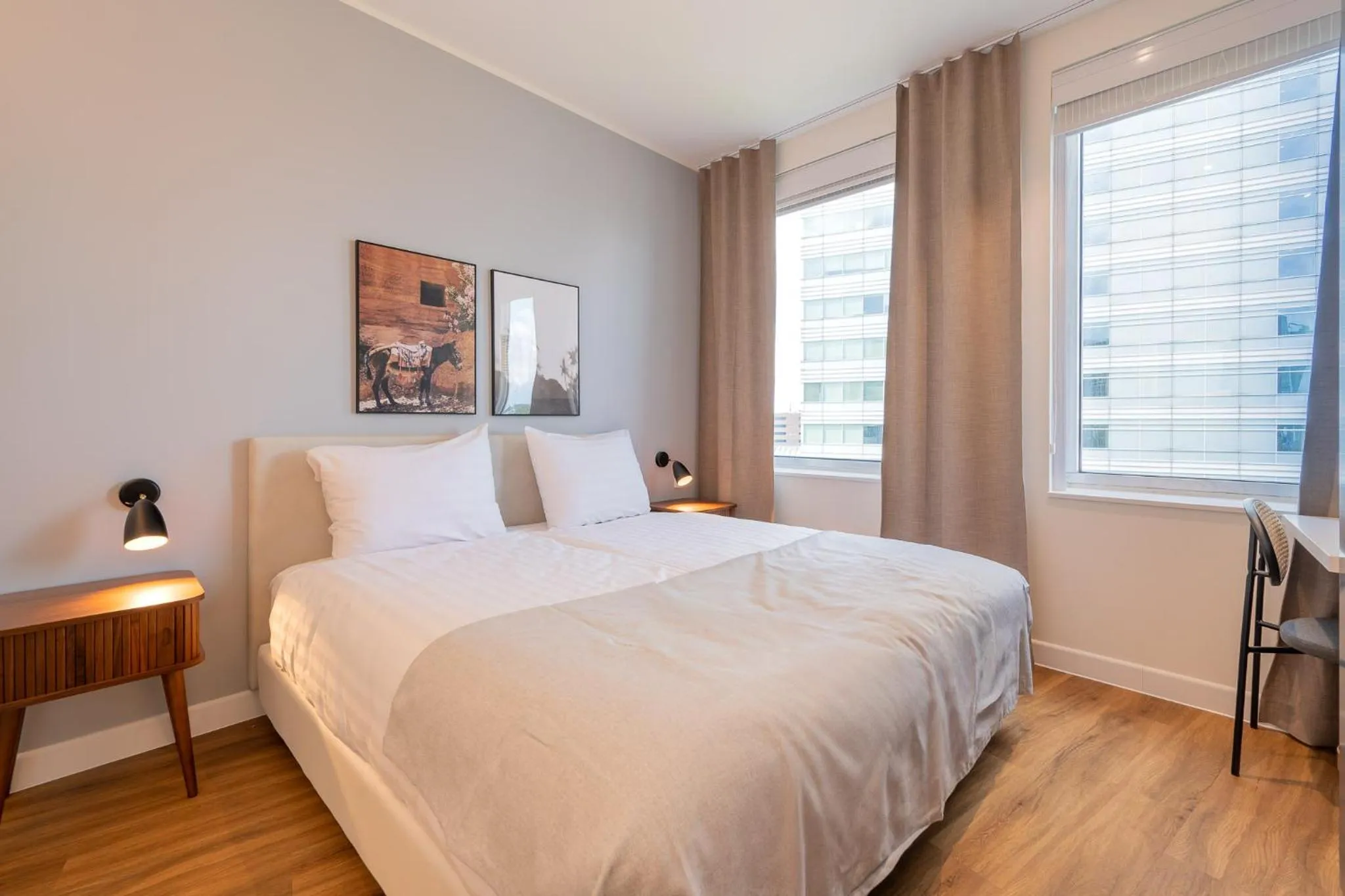 Bed in Limehome Amsterdam Gatwickstraat