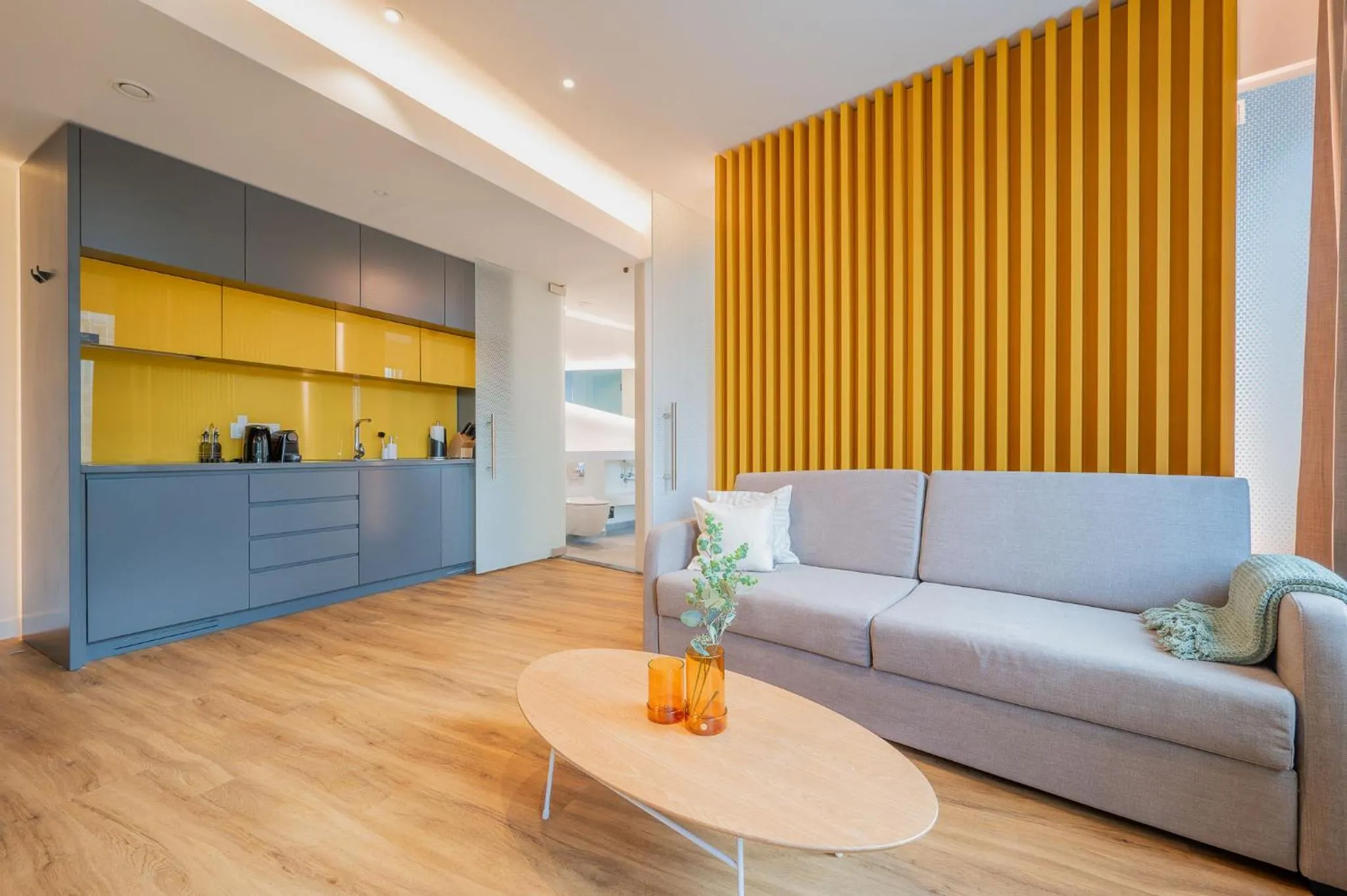 Kitchen or kitchenette in Limehome Amsterdam Gatwickstraat