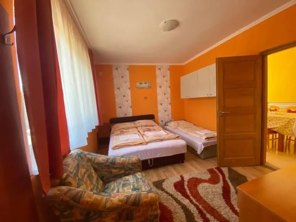 Standard Triple Room - single occupancy in PICNIC Vendégház Standard Triple Room - single occupancy in PICNIC Vendégház