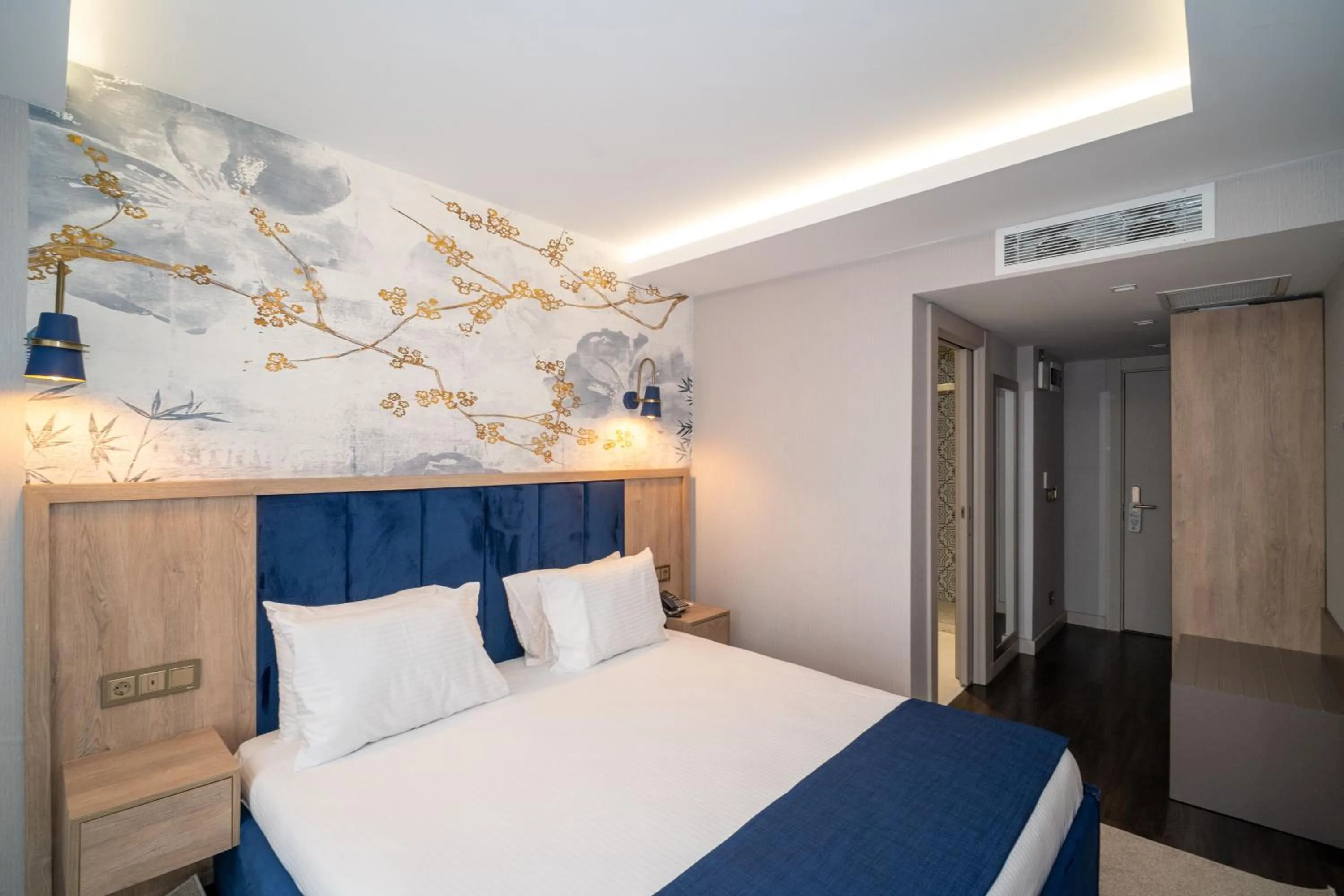 Bed in Querencia Hotel