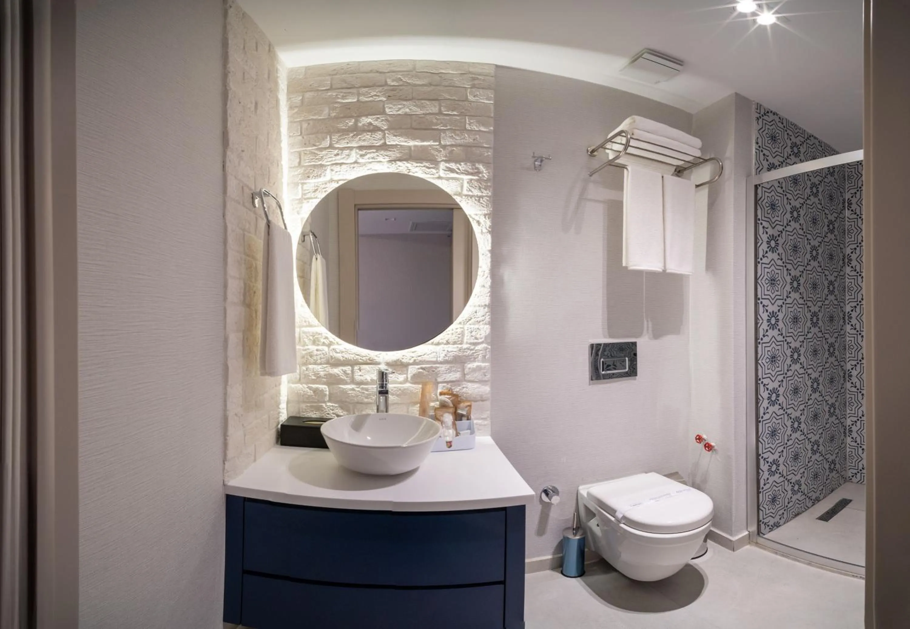 Bathroom in Querencia Hotel