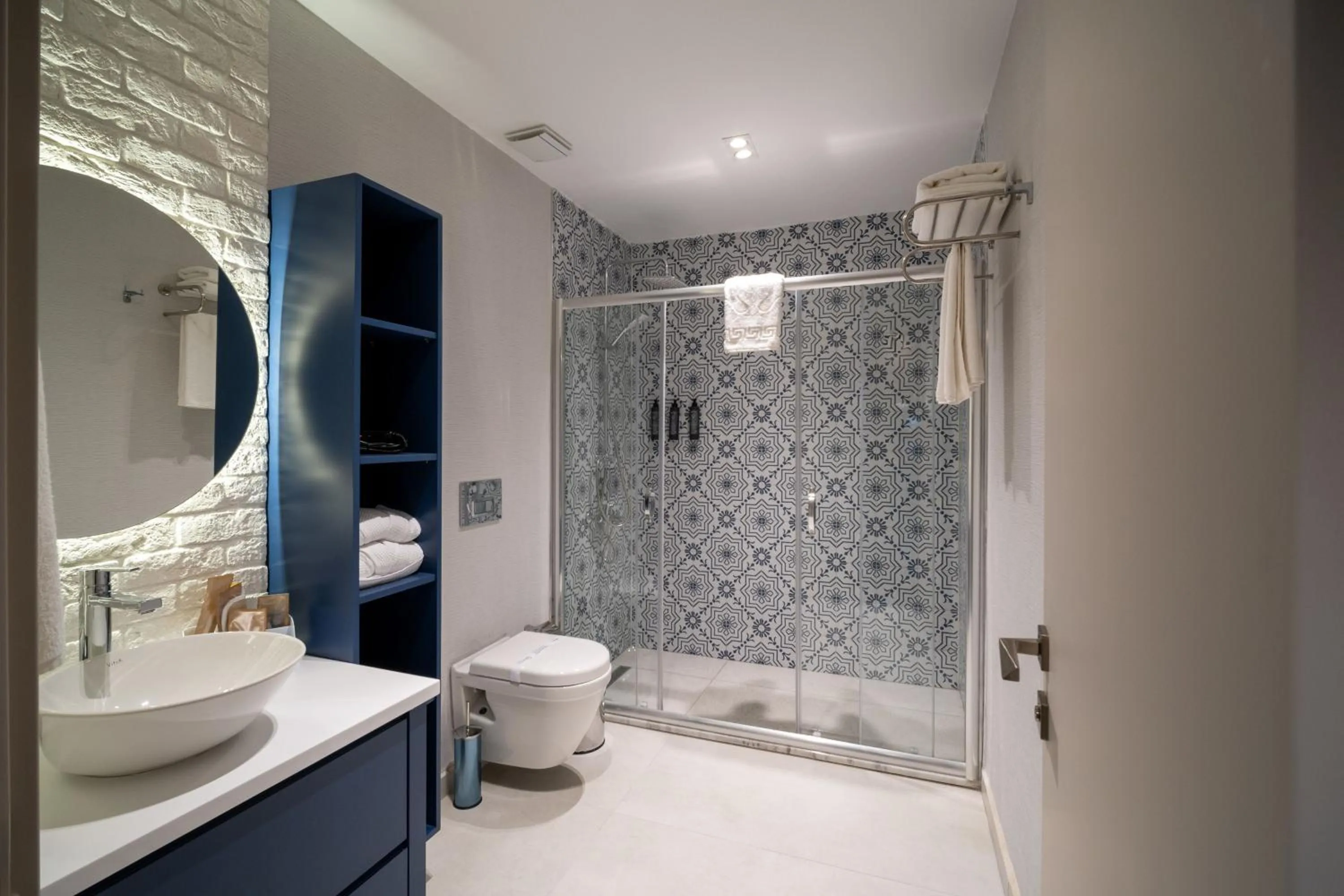 Bathroom in Querencia Hotel