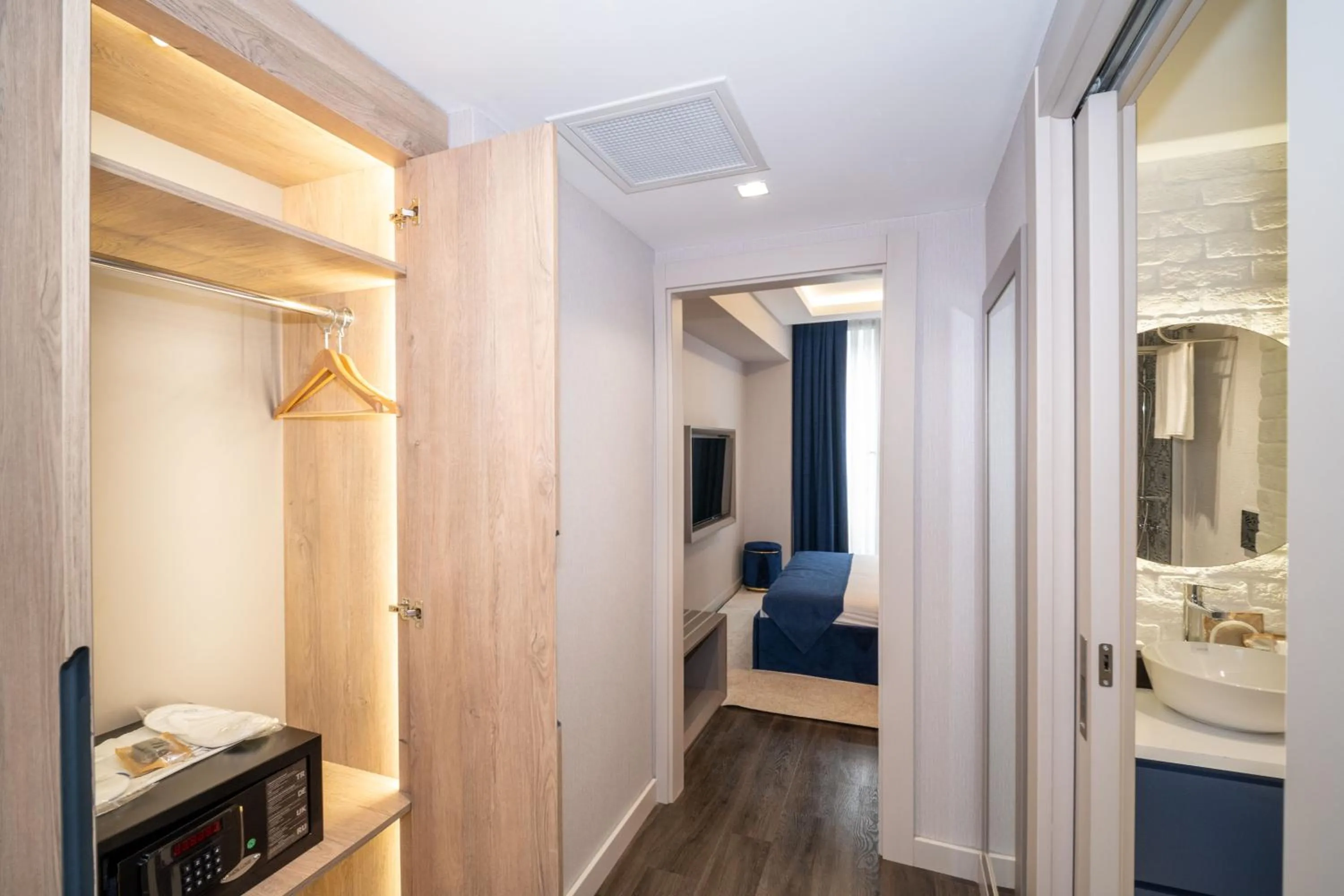 Bed in Querencia Hotel