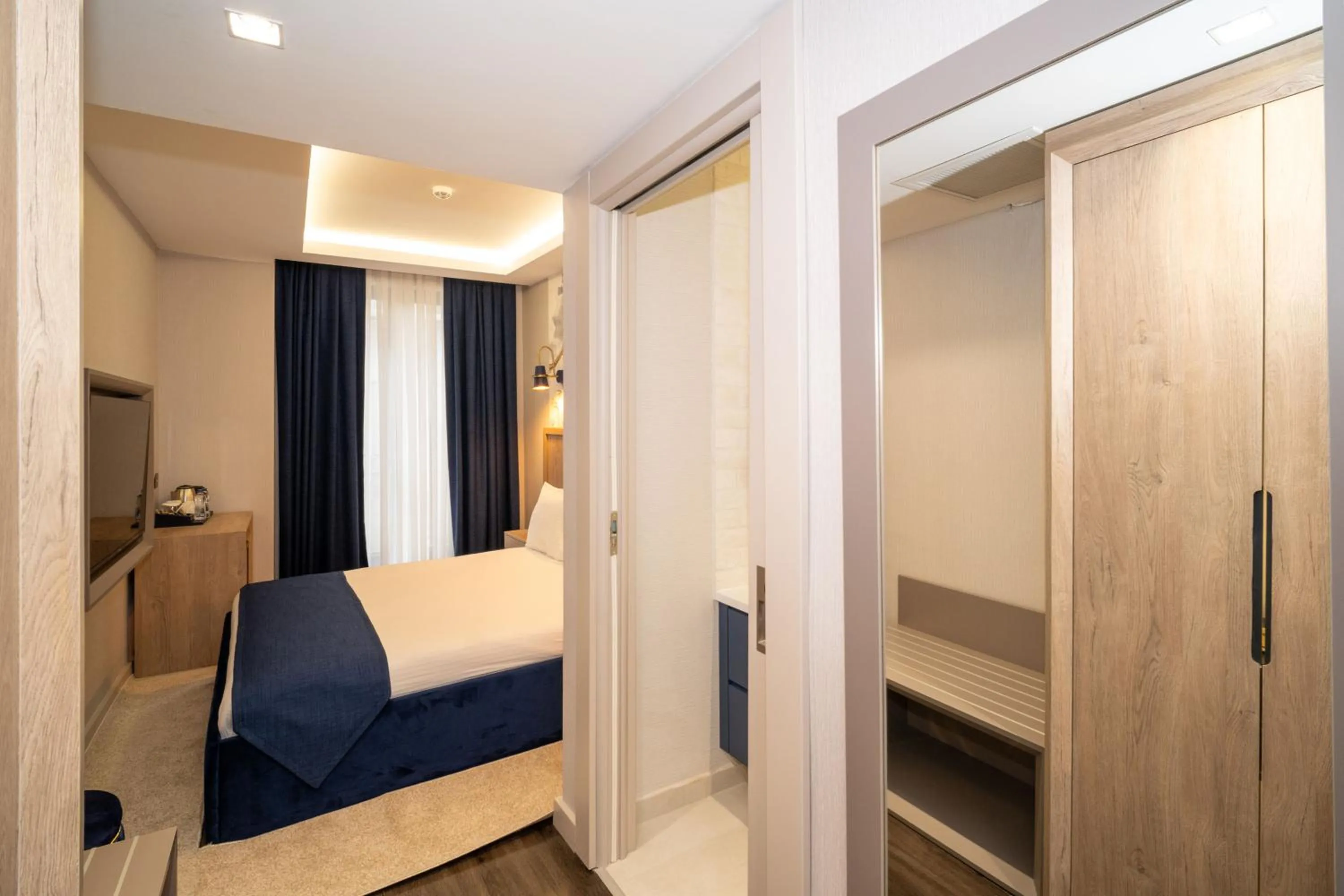 Photo of the whole room in Querencia Hotel