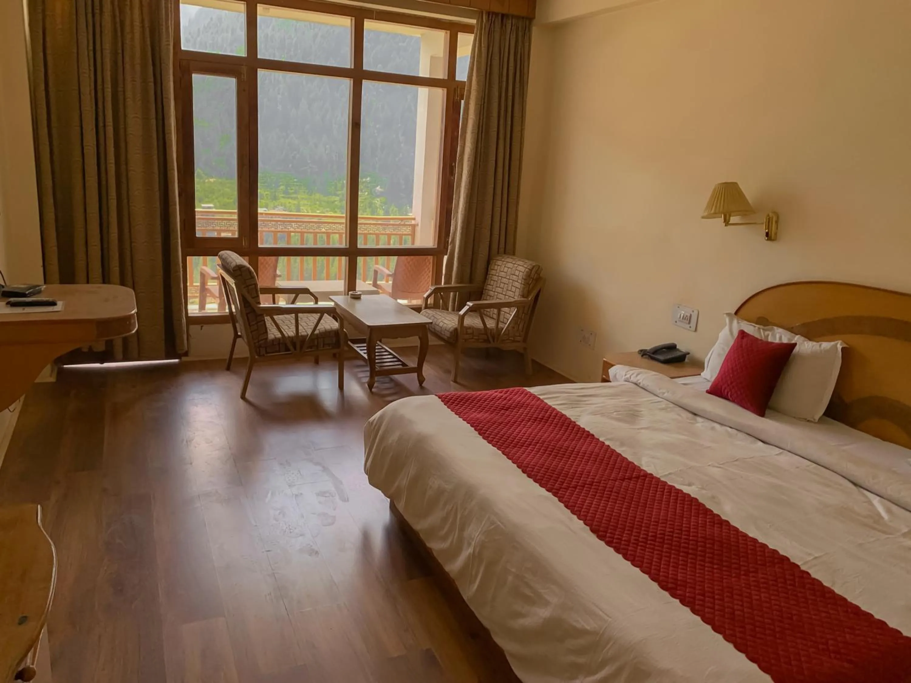 Hotel Arohi