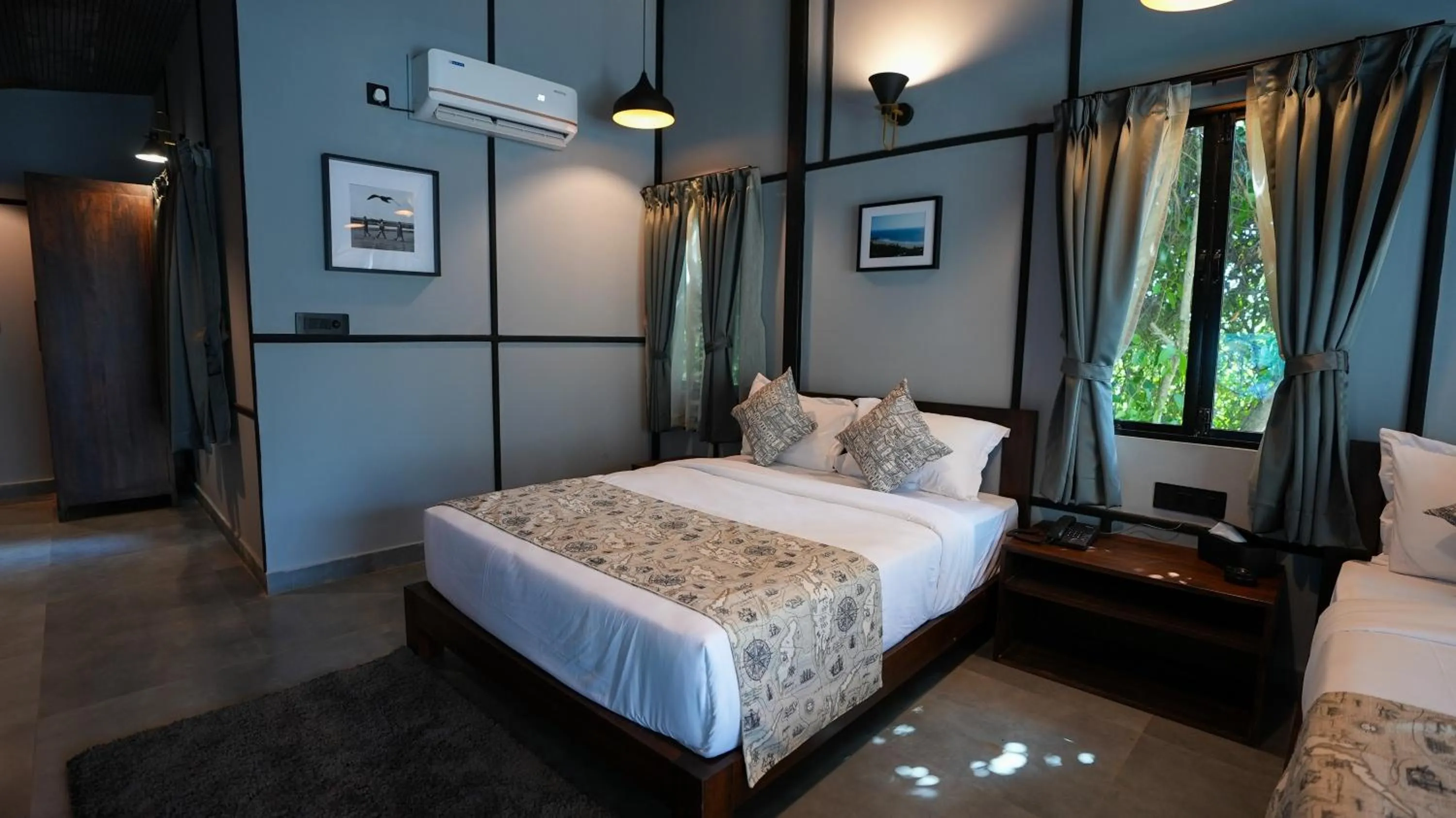 Photo of the whole room, Bed in Sort By Stays, Grand Peddem, Anjuna