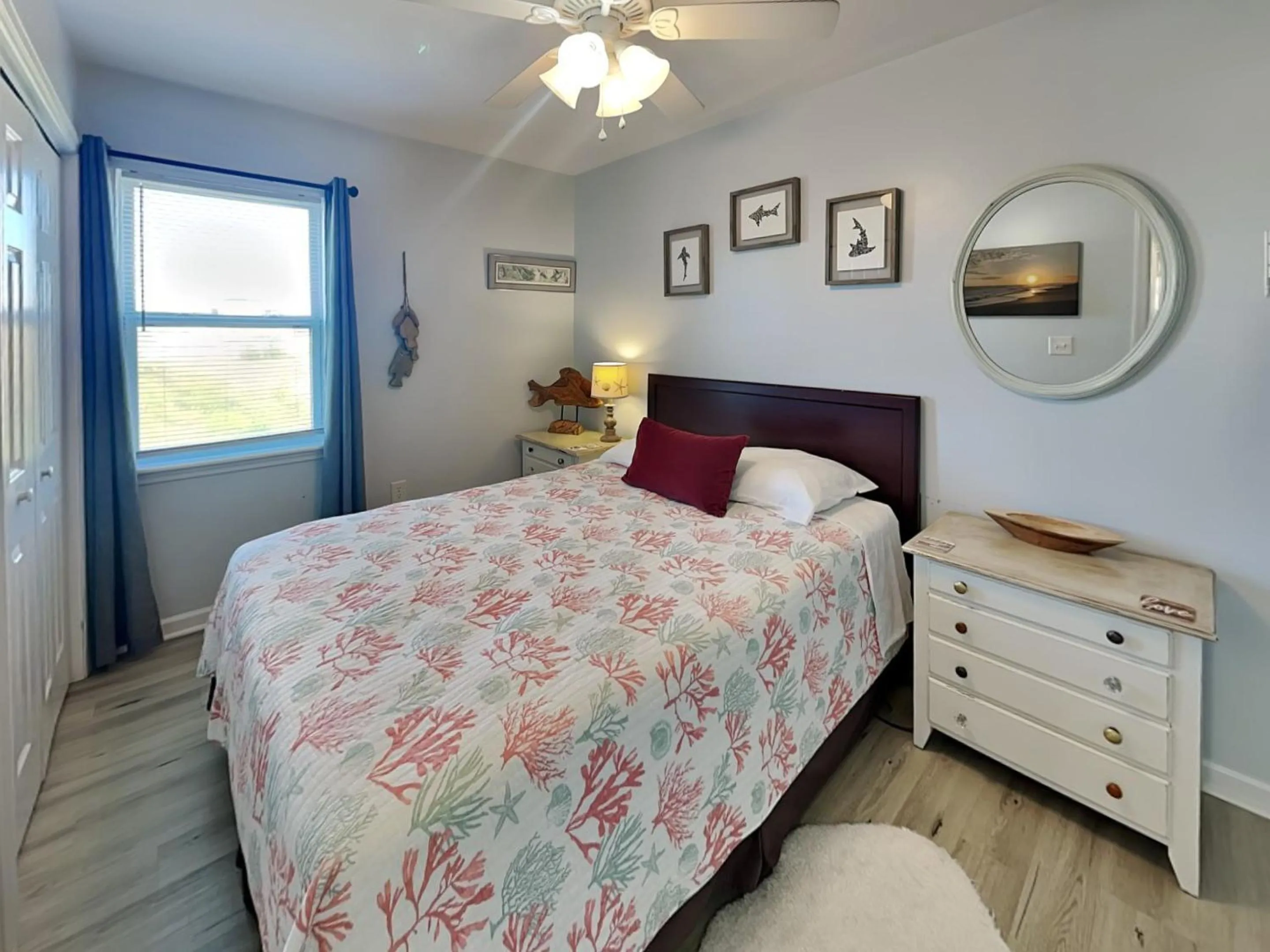 Bed in Lowe Tide