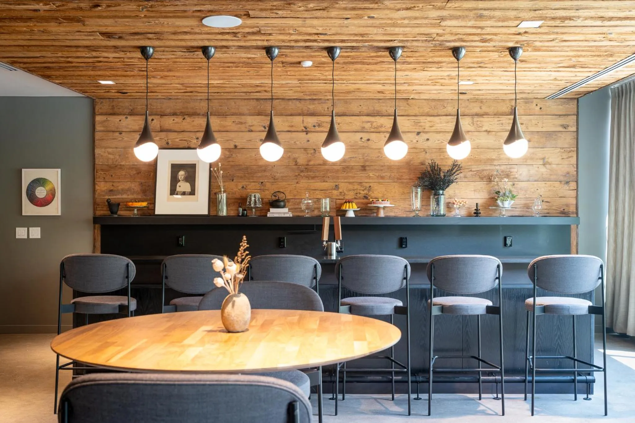 Communal lounge/ TV room in Luxury Apartments by Hyatus at The Asher