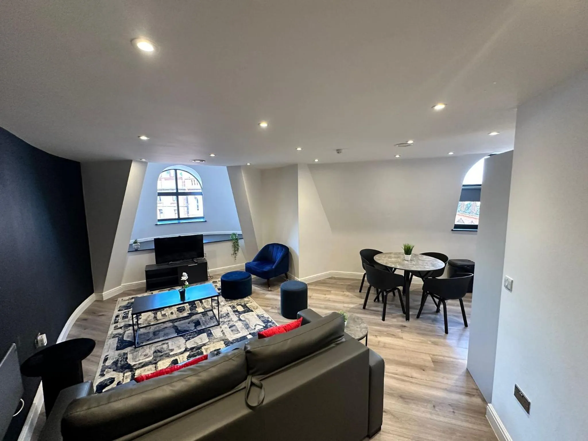 Living room, Bed in Dale Street Apartments Liverpool by Beehosting