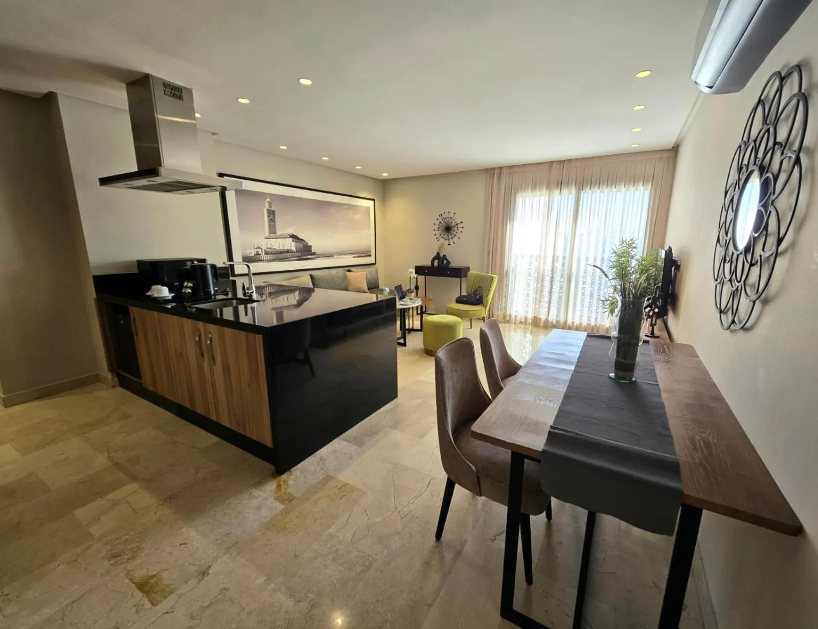 Kitchen or kitchenette in AS Premium By Soho Hotels Maarif