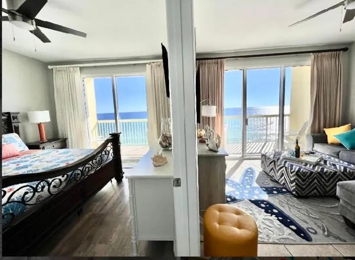 Living room, Bed in Celadon Beach Resort