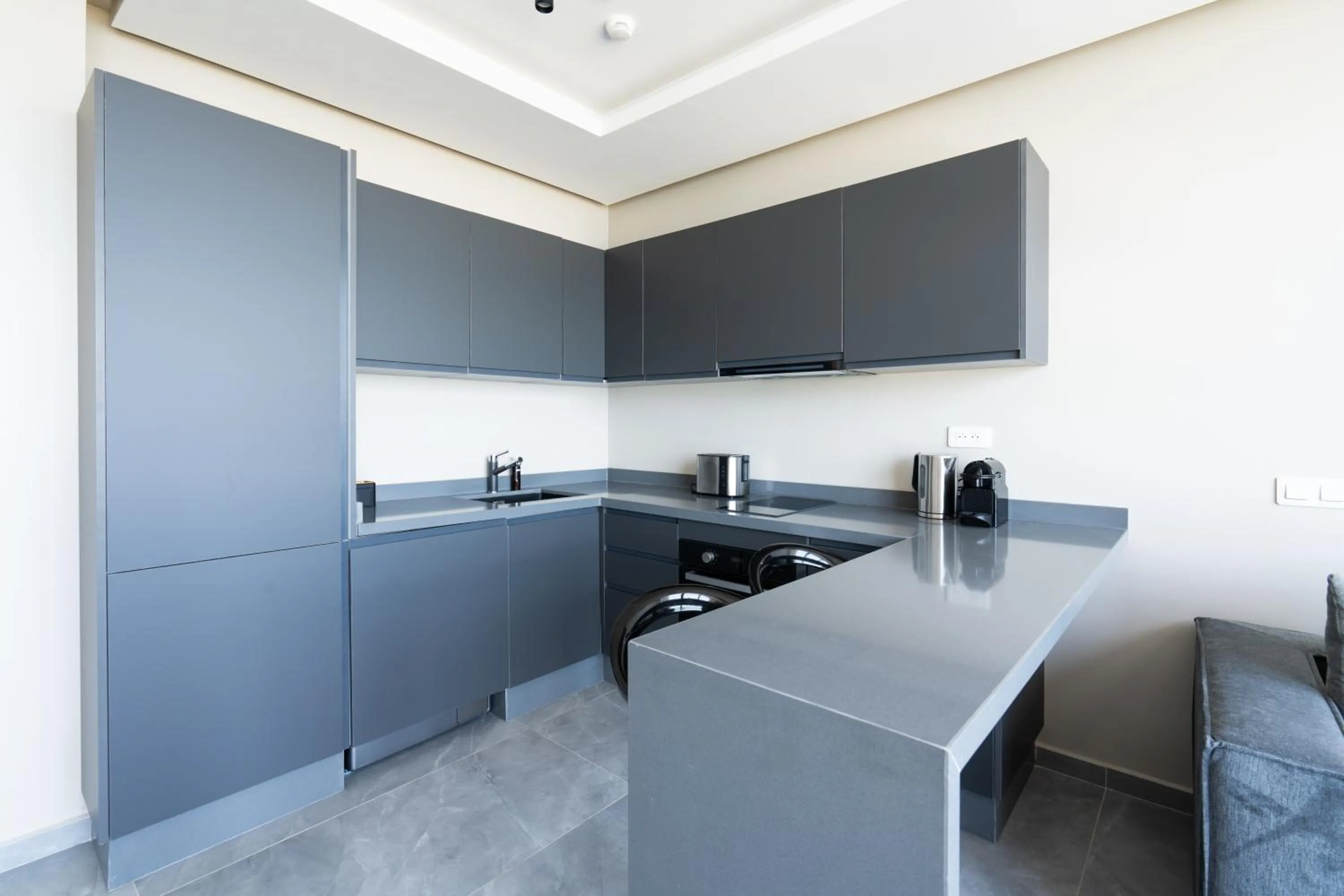 minibar in Atlantic View Appart'Hotel