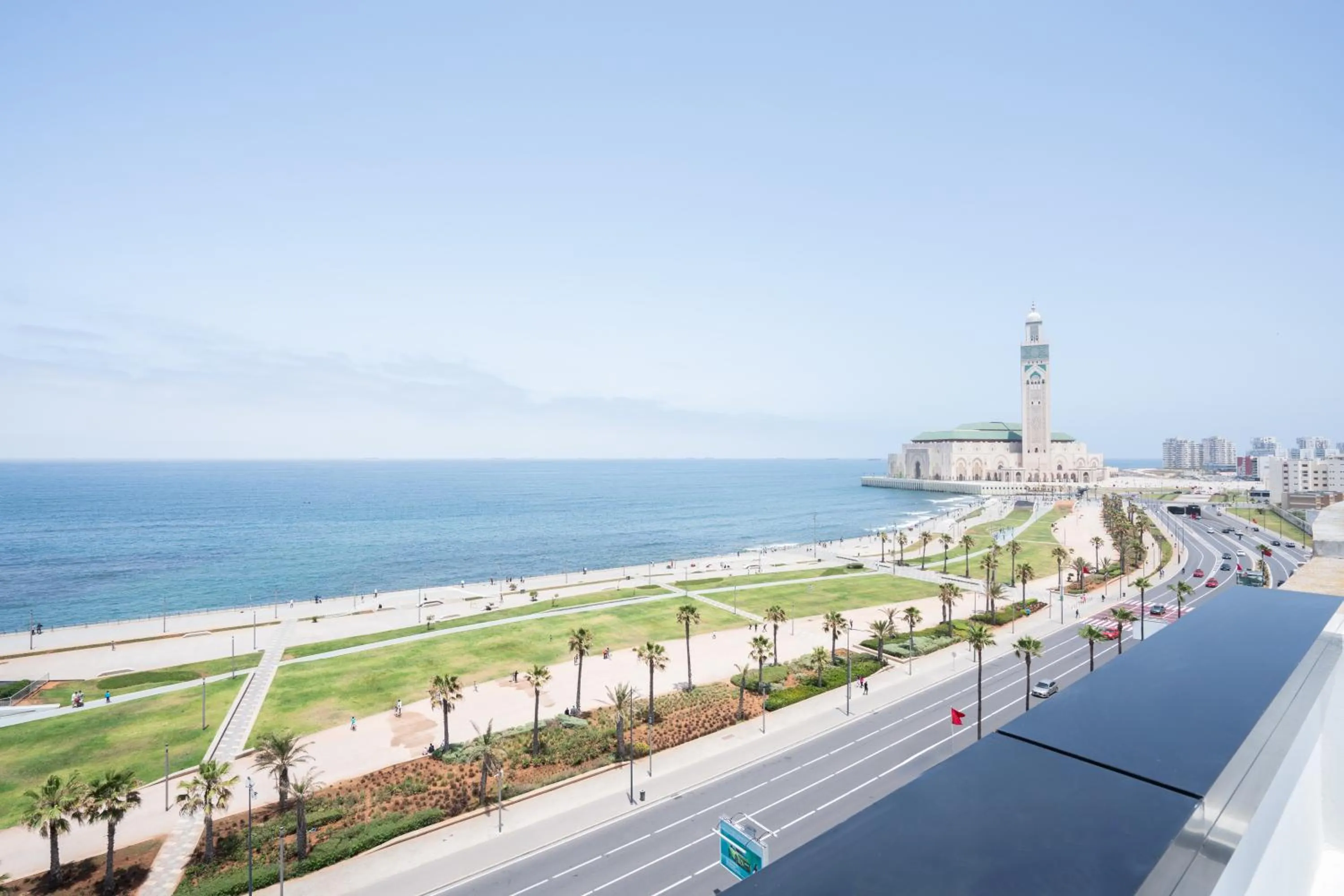 City view in Atlantic View Appart'Hotel