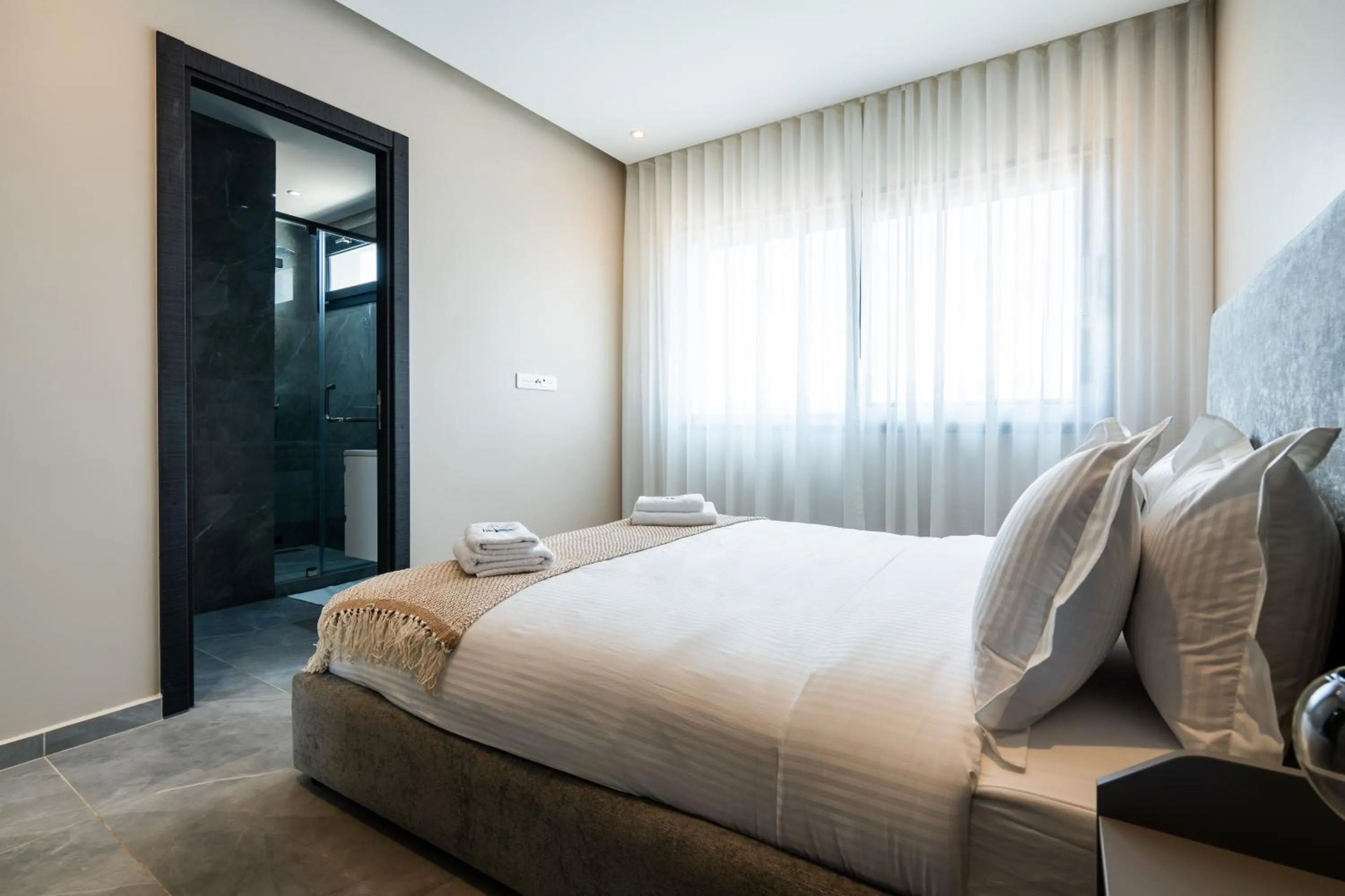 Bed in Atlantic View Appart'Hotel