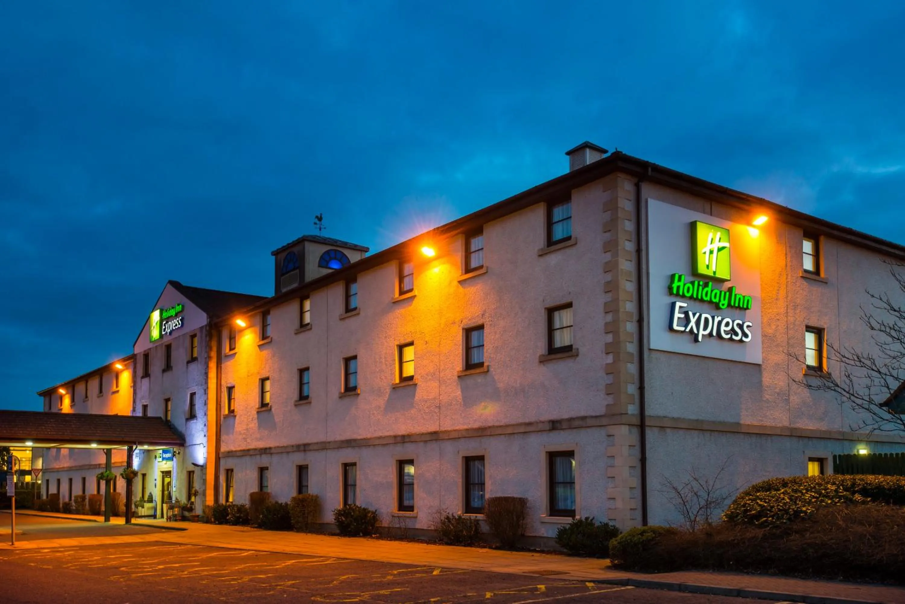 Property building in Holiday Inn Express Perth by IHG