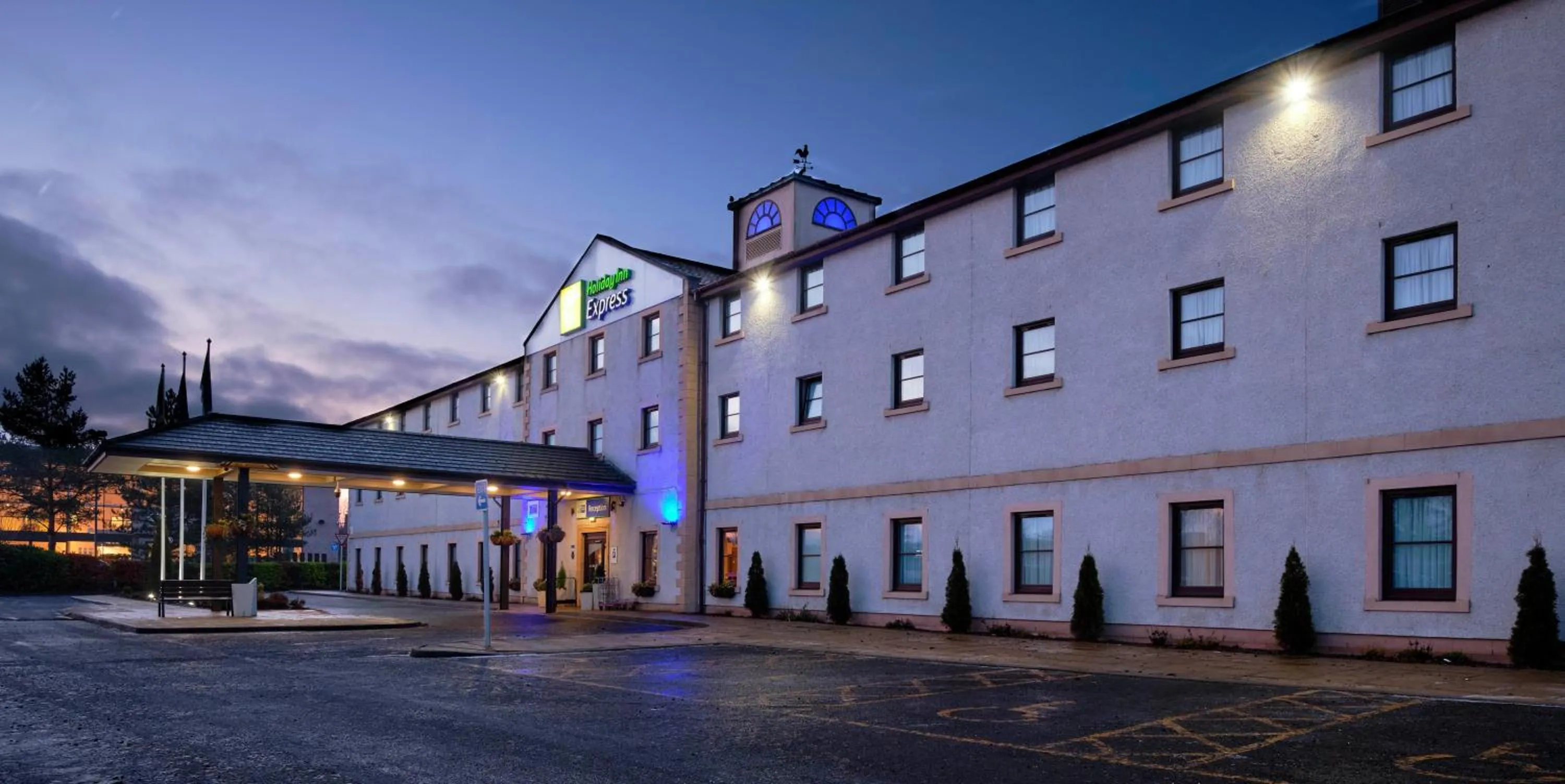 Property building in Holiday Inn Express Perth by IHG