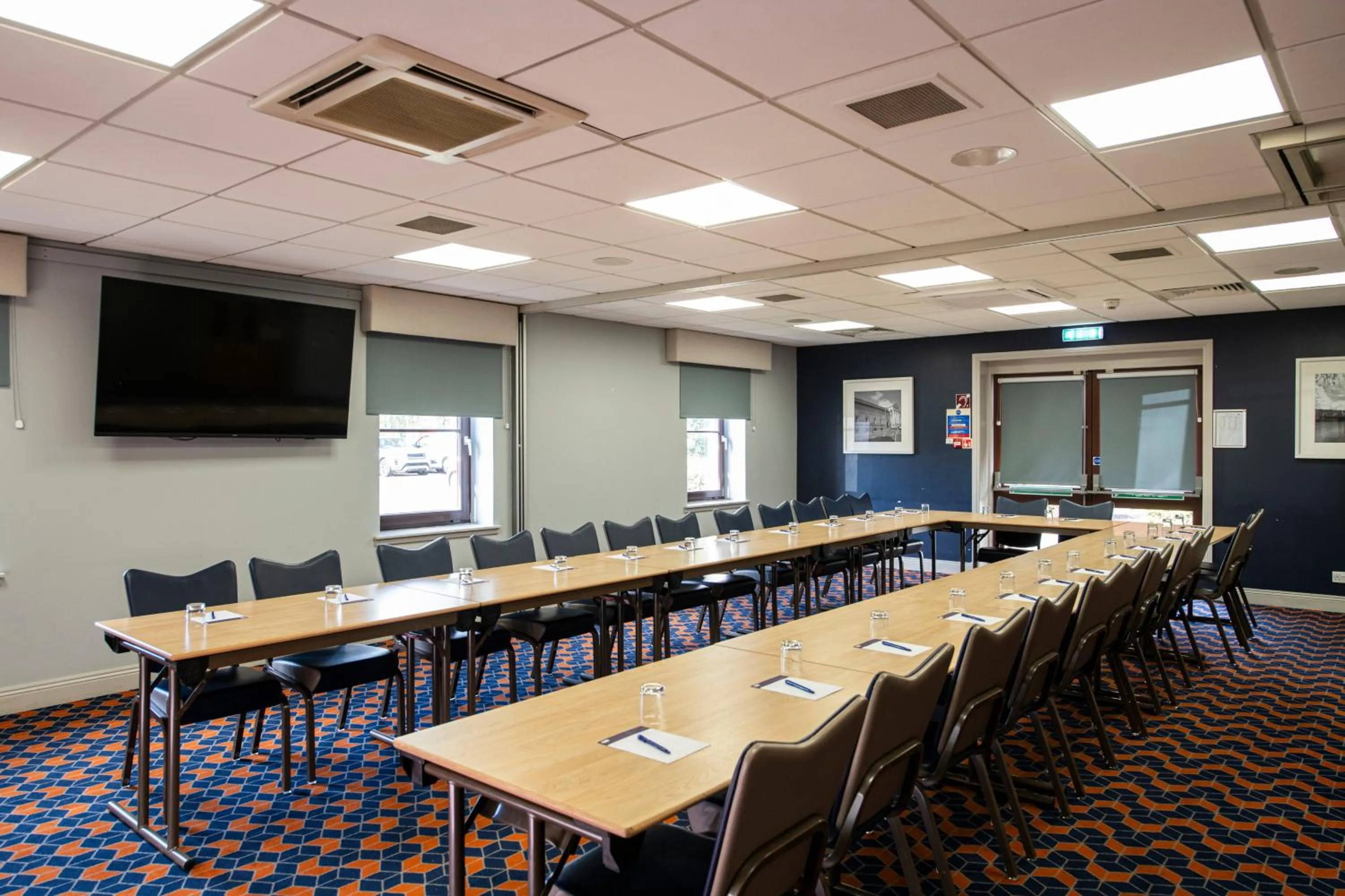 Meeting/conference room in Holiday Inn Express Perth by IHG