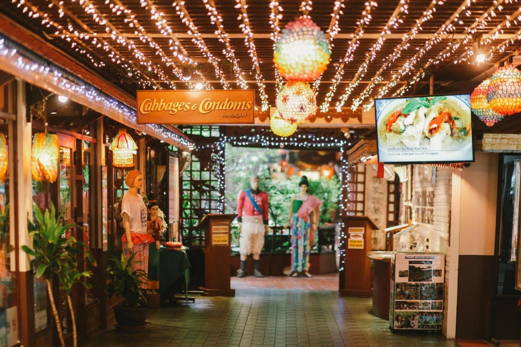 Restaurant/places to eat in The Residences at C&C