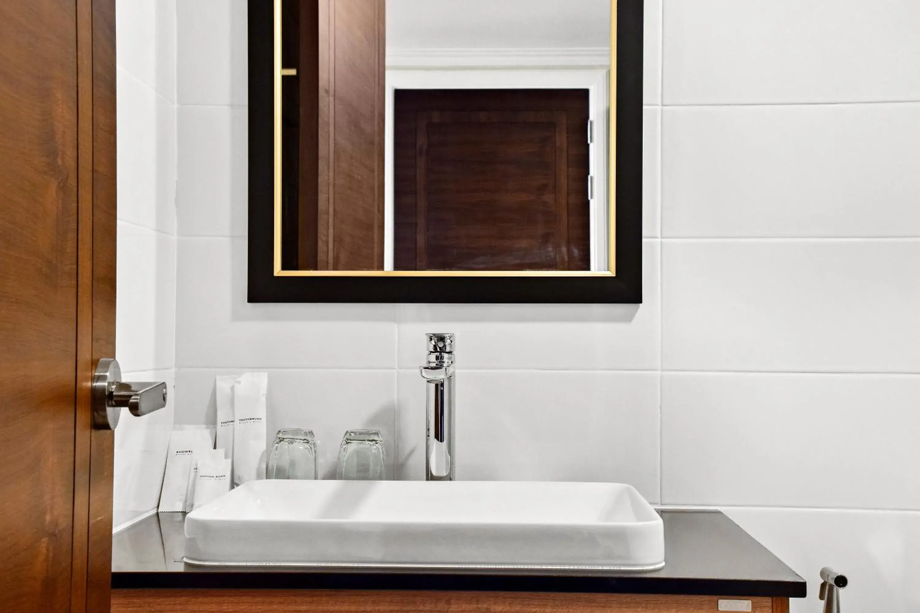 Twin Room with Garden View in The Residences at C&C Twin Room with Garden View in The Residences at C&C