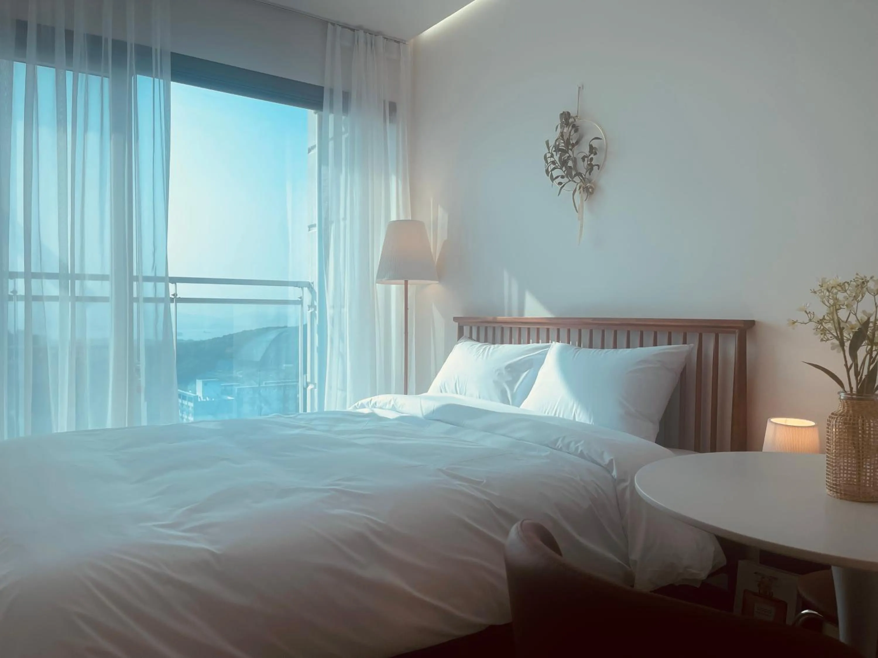 One-Bedroom Apartment in Skytop Inn The City