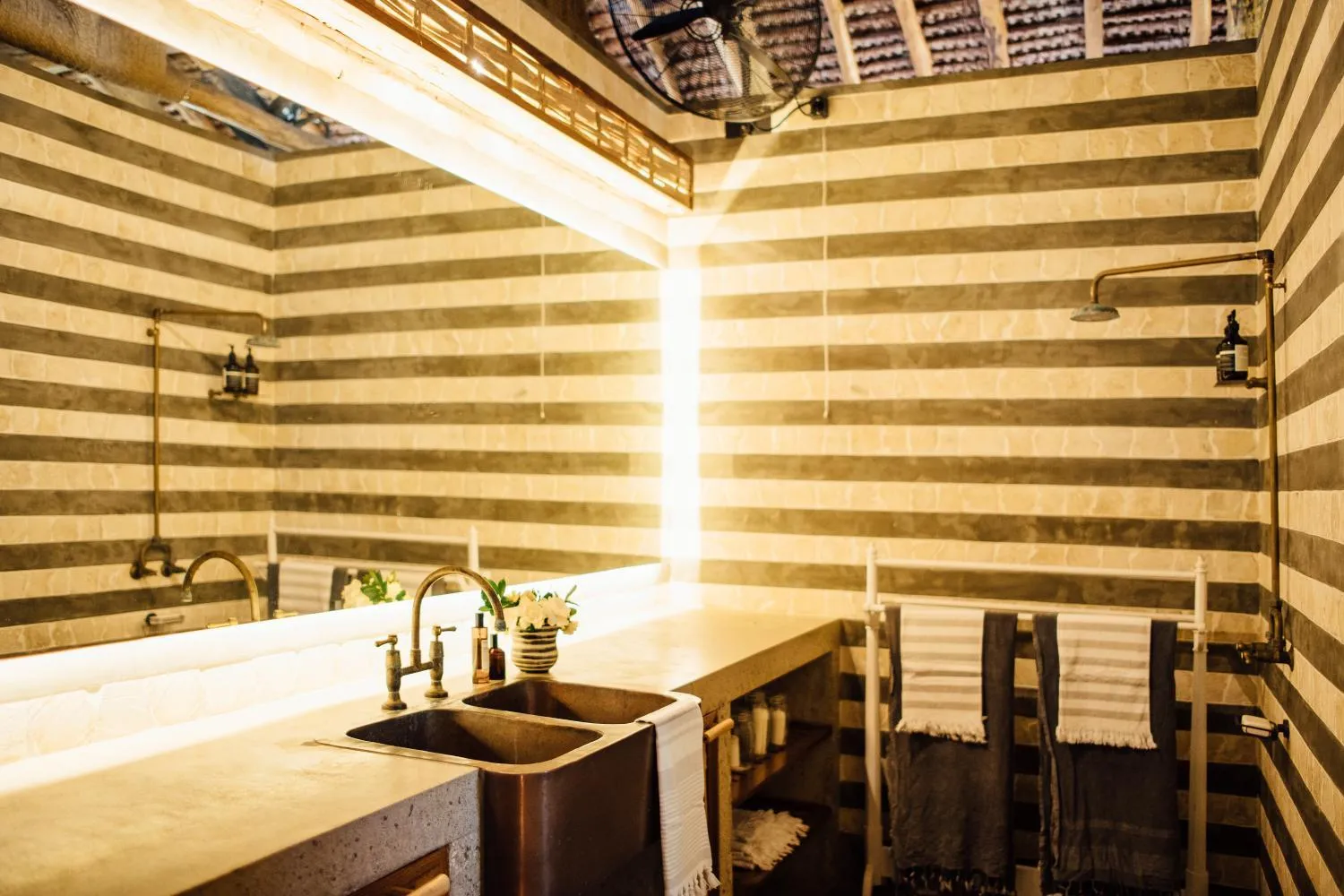 Bathroom in Trees and Fishes Private Retreat