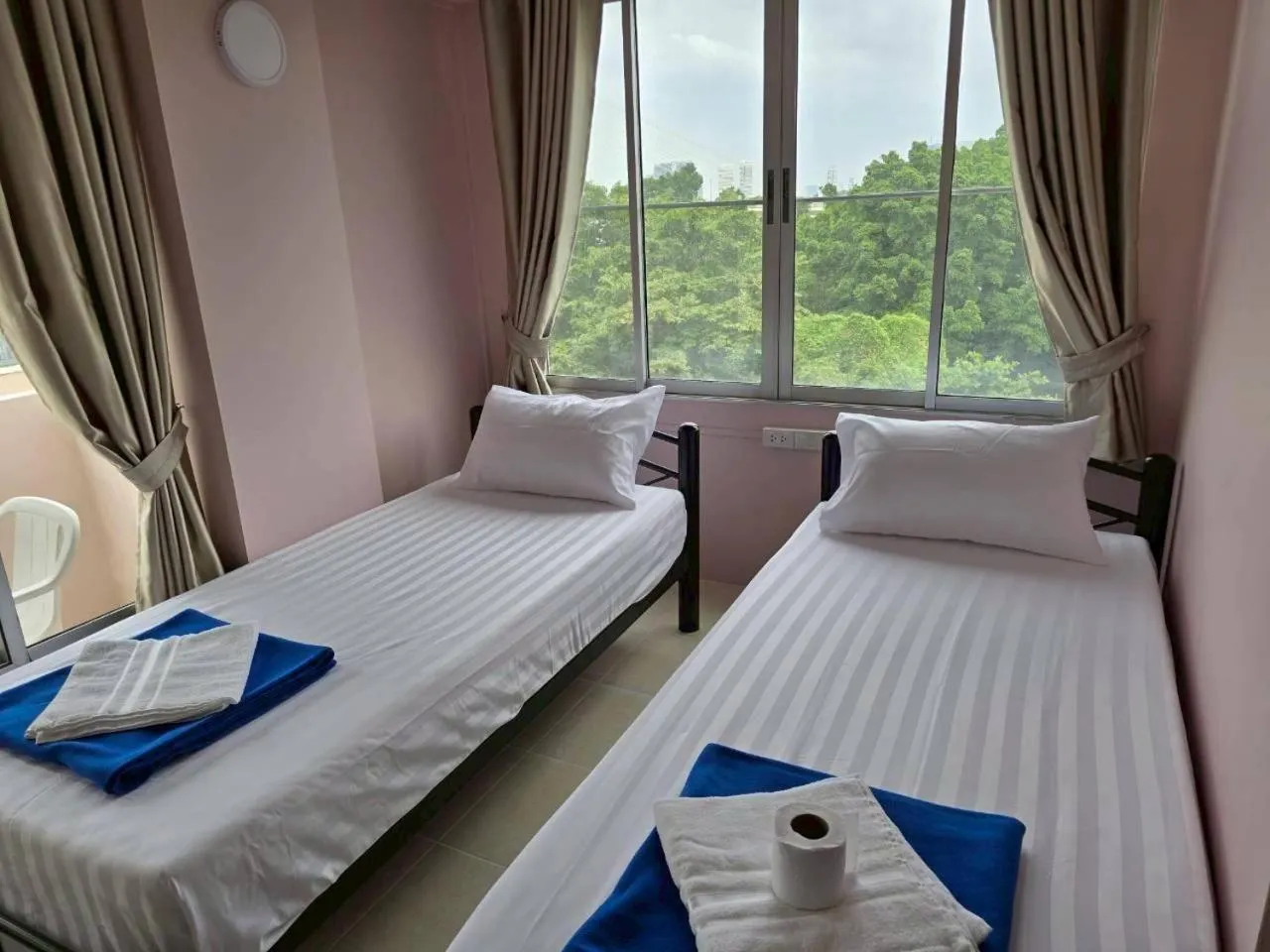 Bed in Bella Bella Riverview