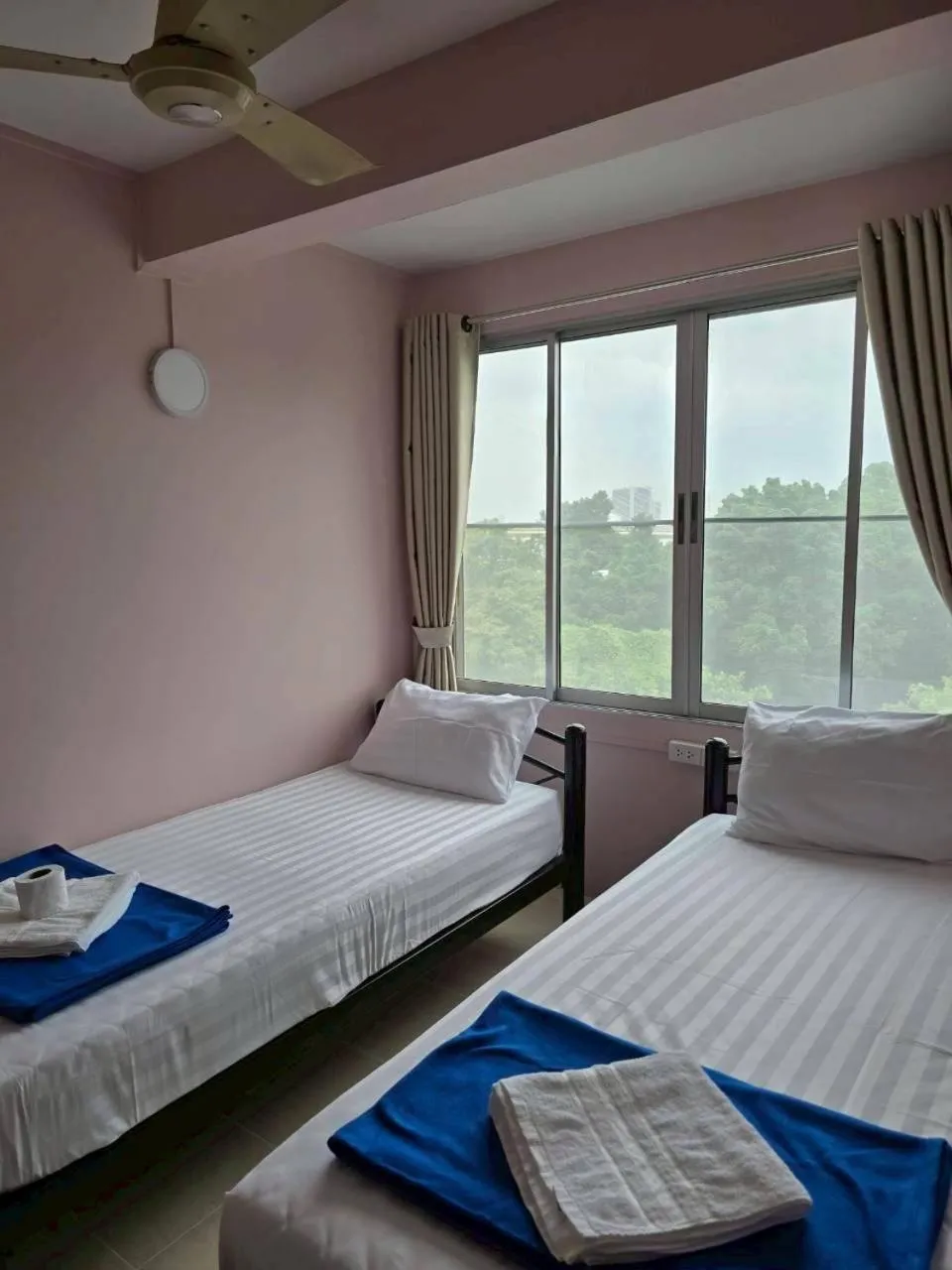 Bed in Bella Bella Riverview